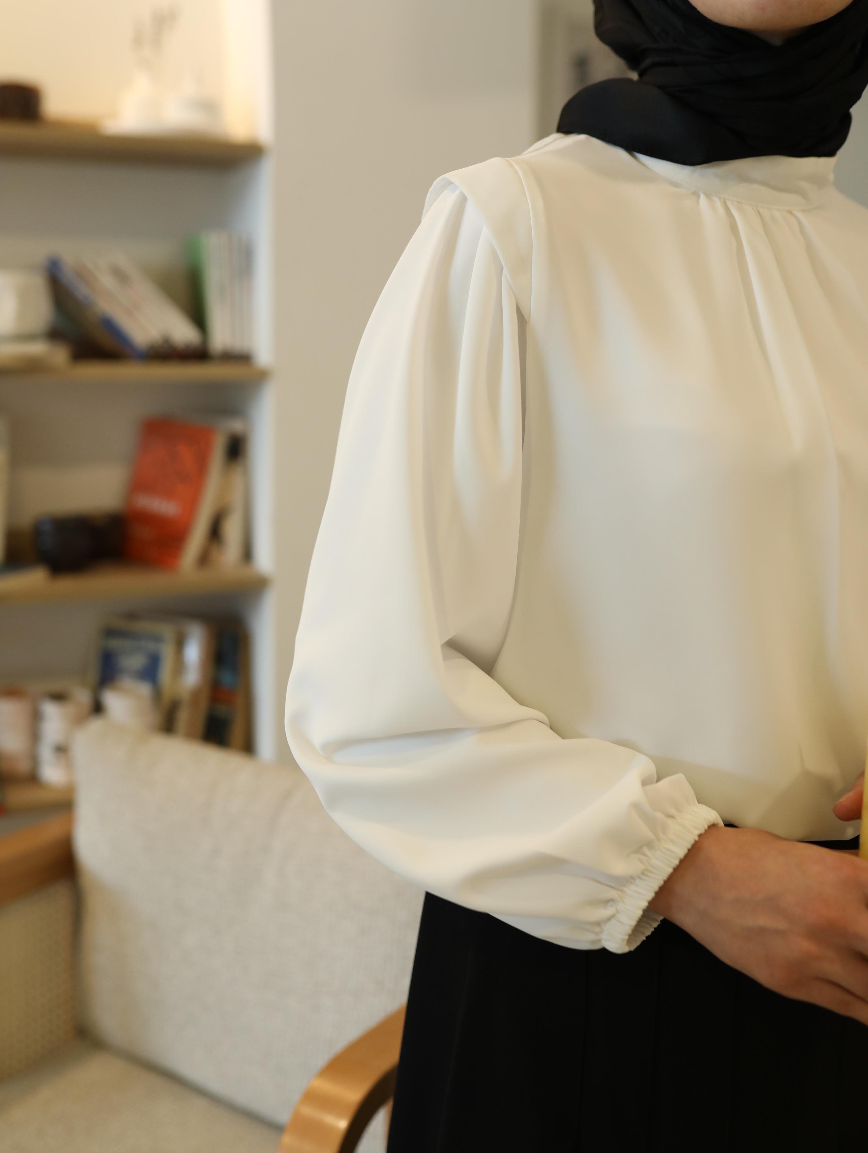 Büzgü Detaylı Gömlek BEYAZ