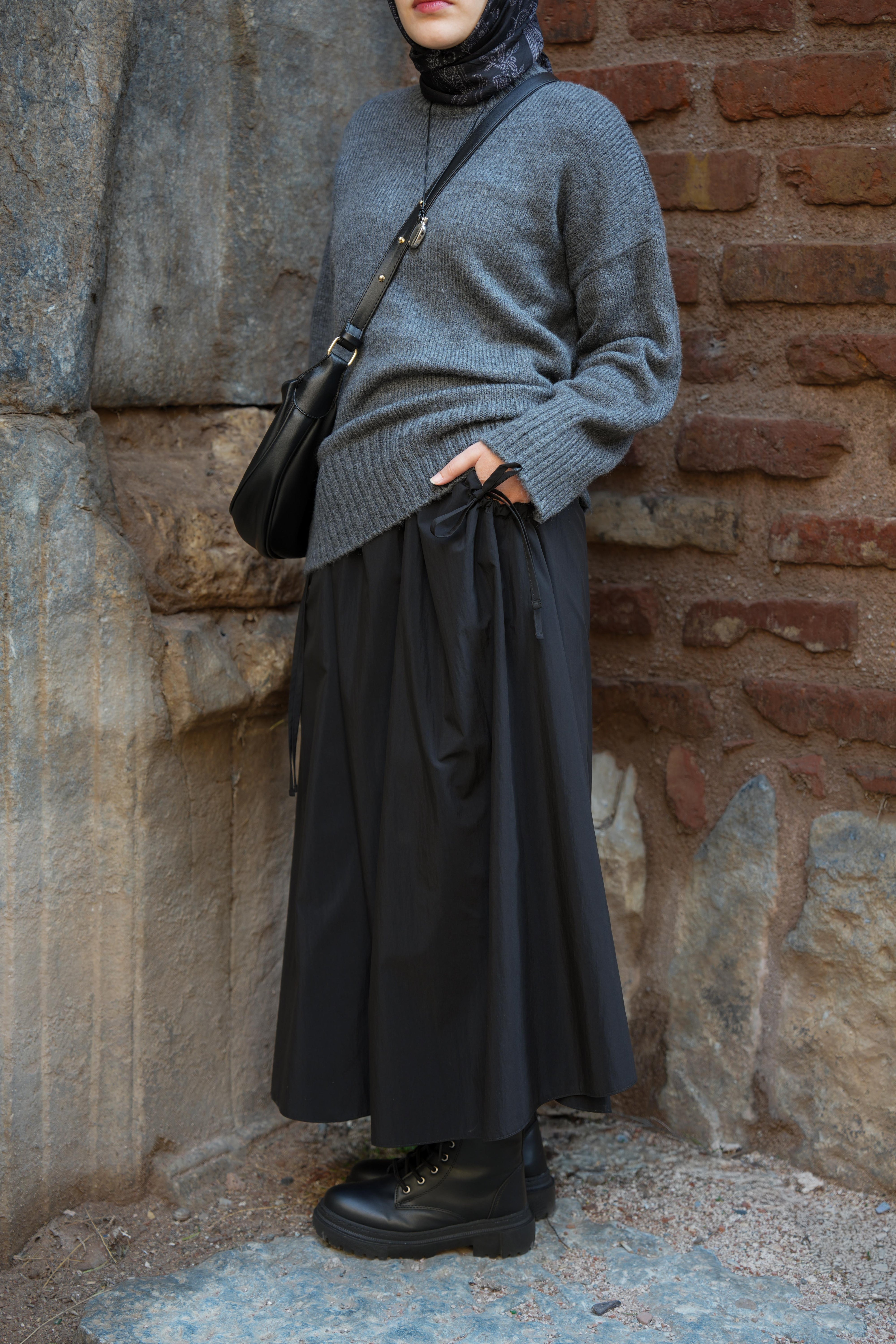 Cep Tünelli Etek Siyah