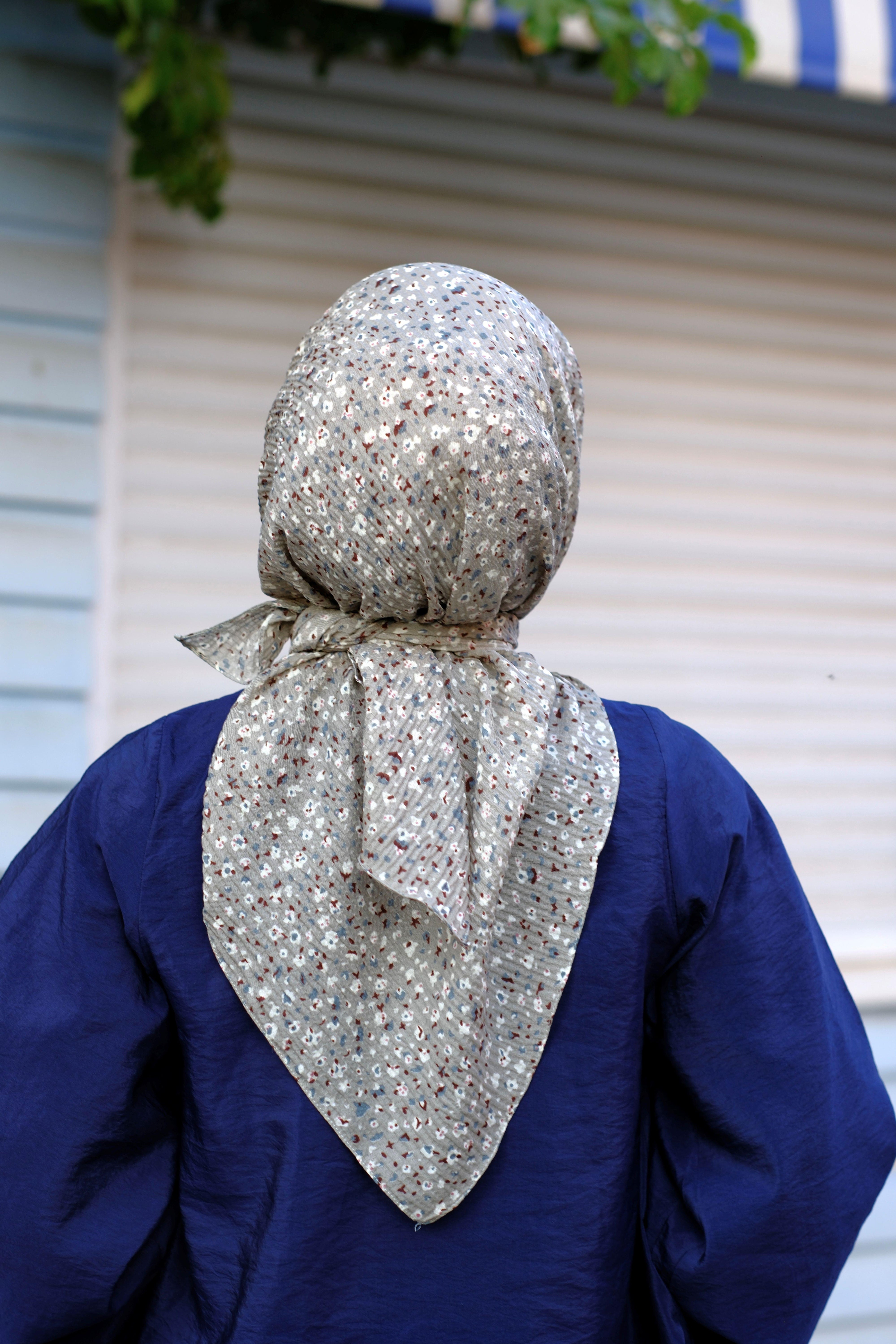 Çiçek Desenli Bürümcük Eşarp KÜF YEŞİLİ