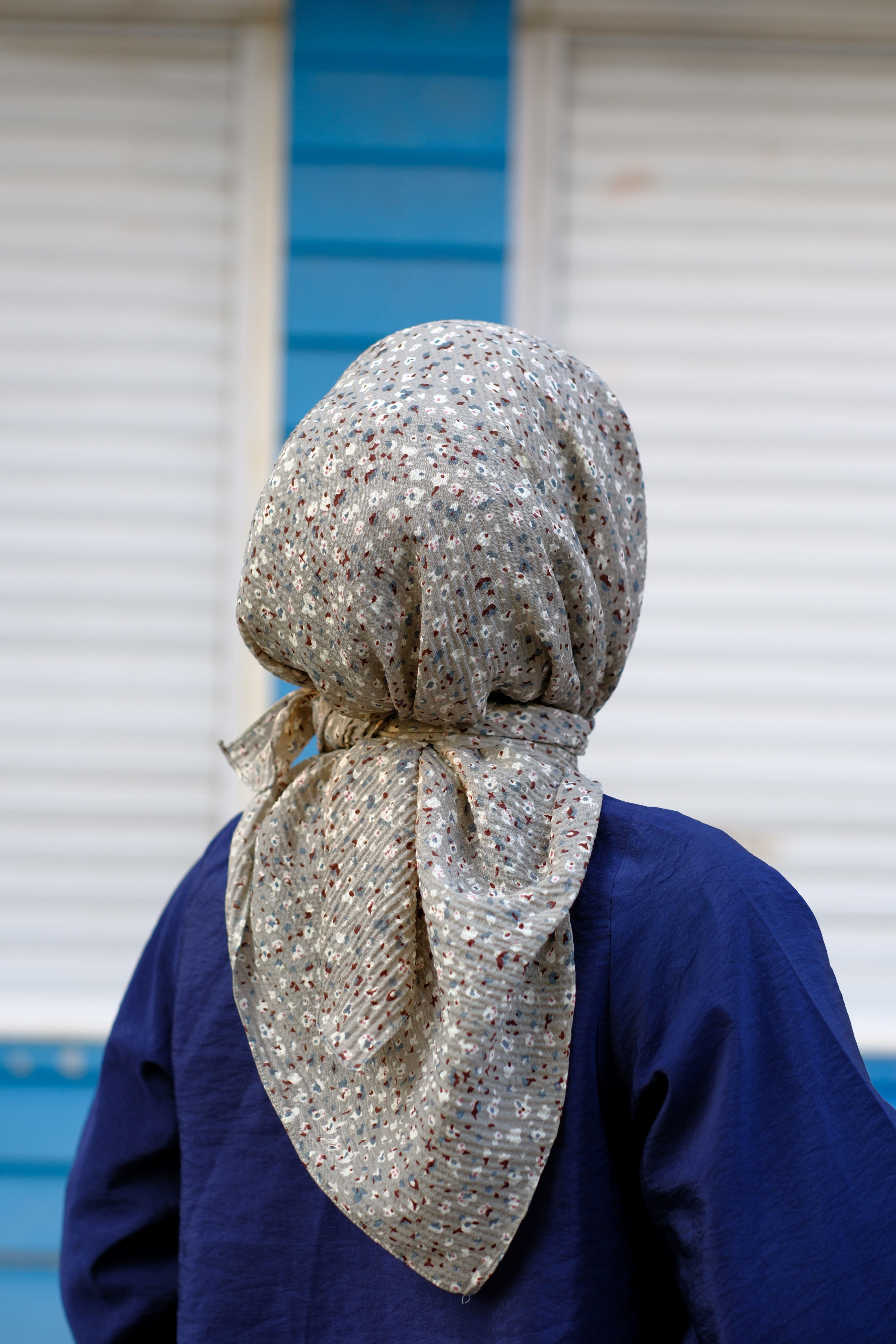 Çiçek Desenli Bürümcük Eşarp KÜF YEŞİLİ