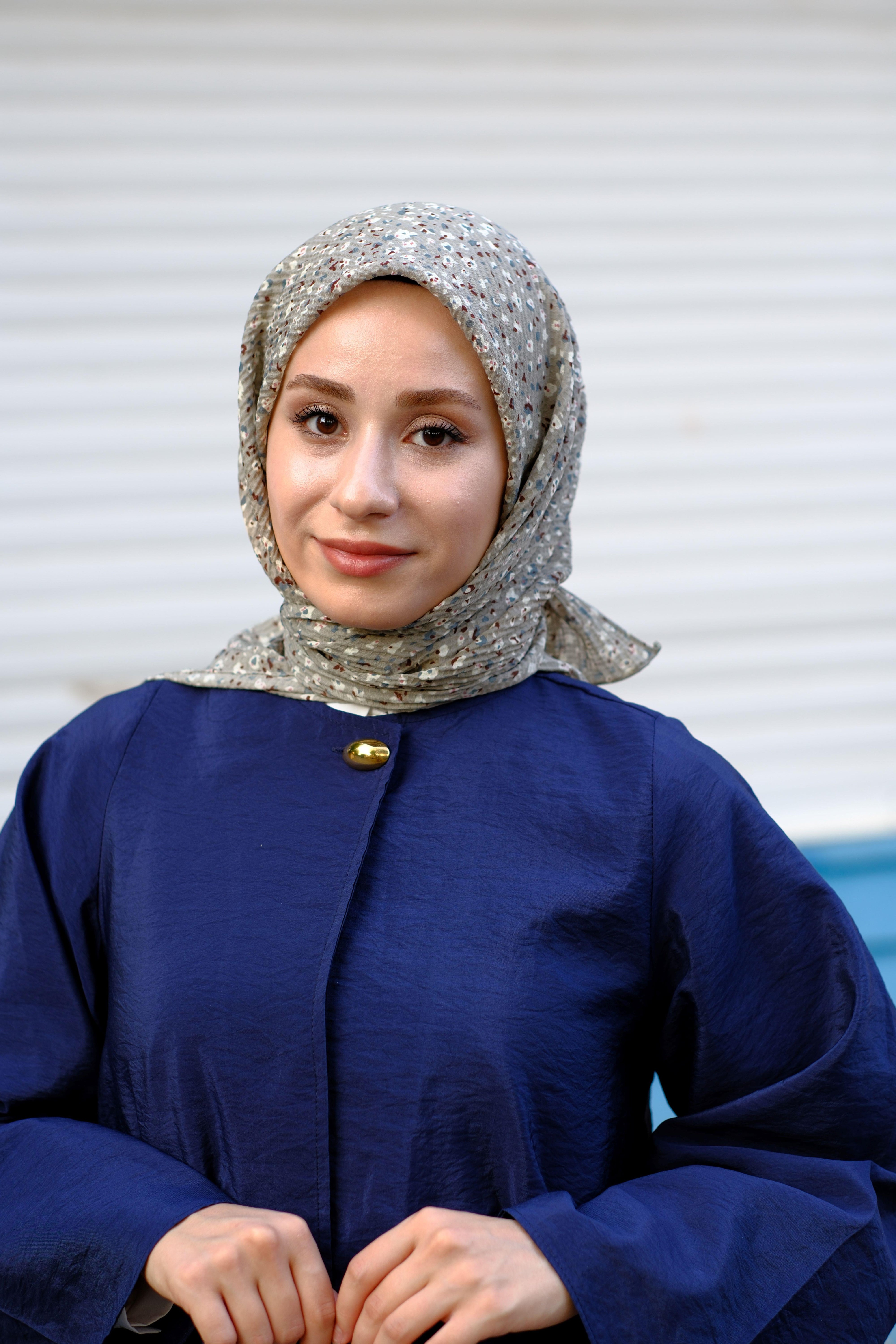 Çiçek Desenli Bürümcük Eşarp Küf Yeşili