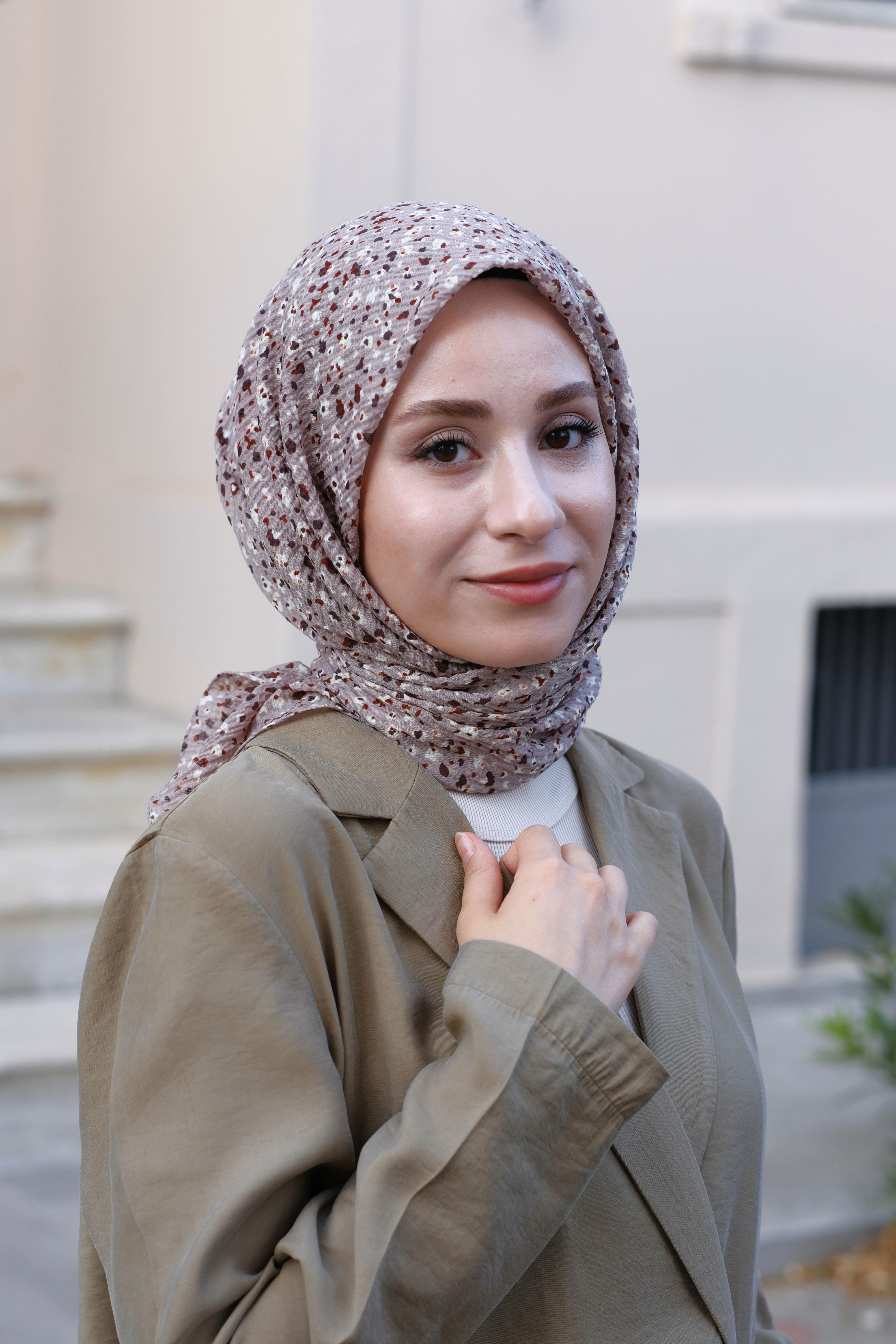 Çiçek Desenli Bürümcük Eşarp VİZON