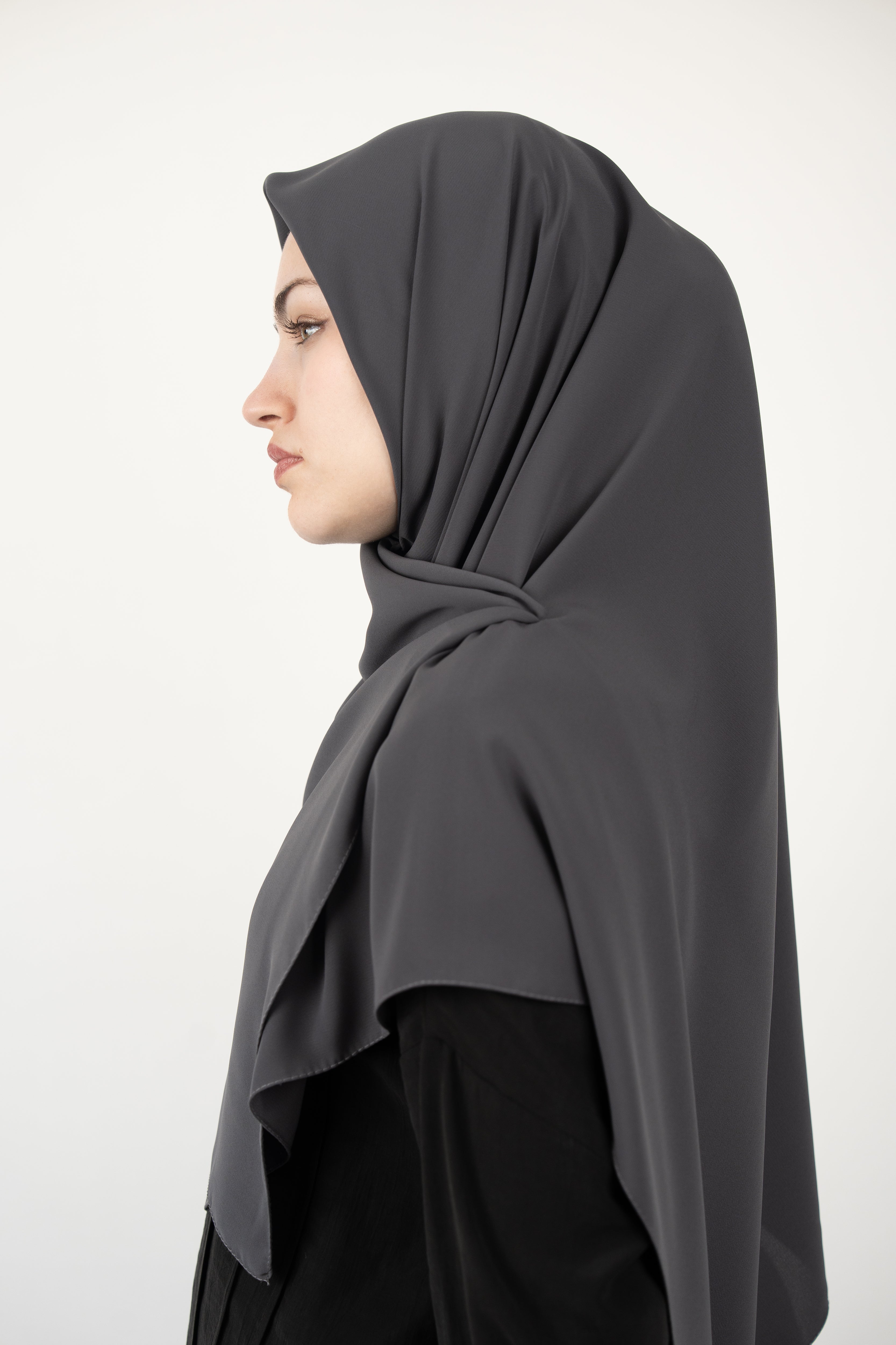 Medine İpeği Eşarp FÜME