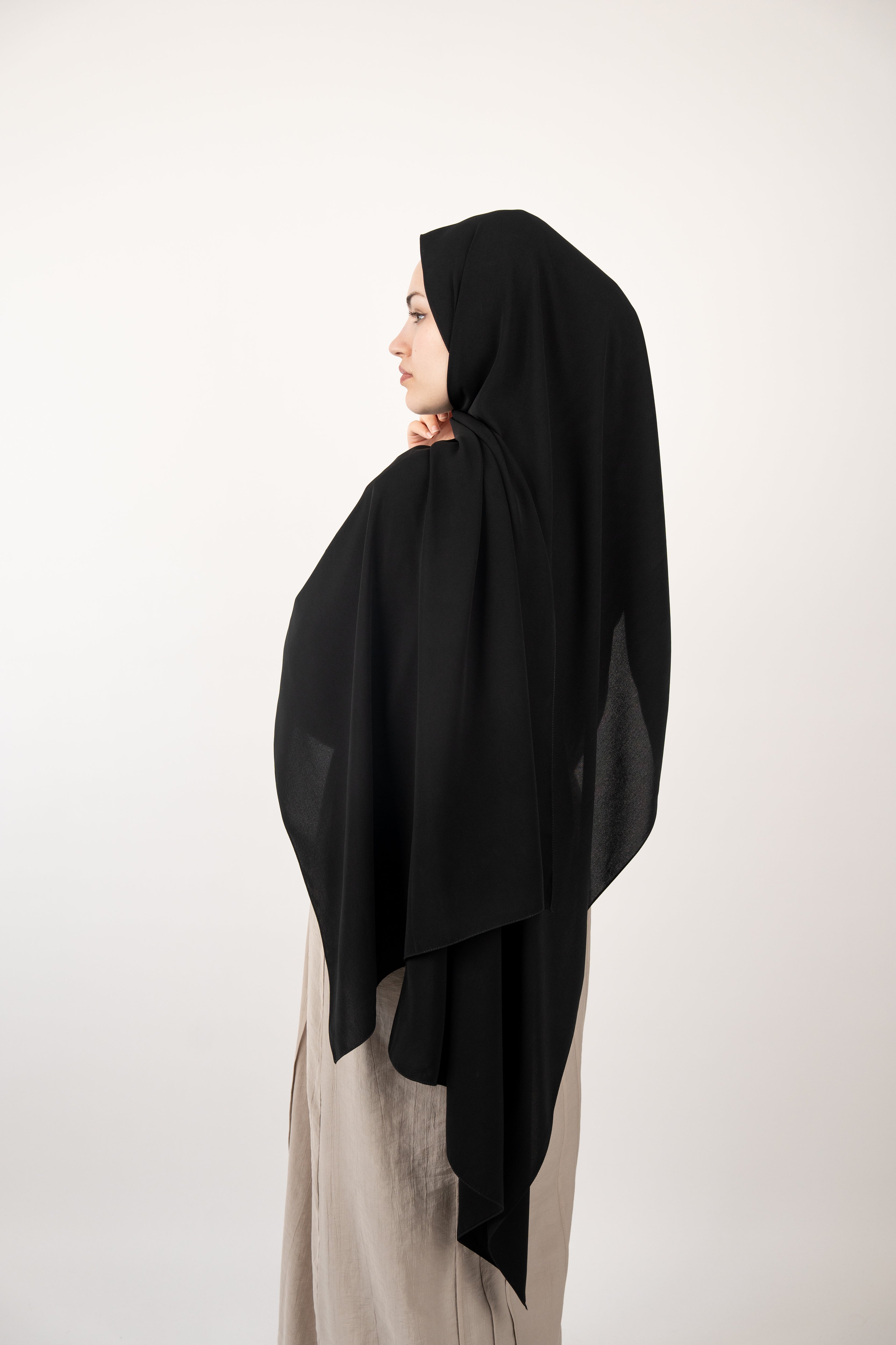 Medine İpeği Şal SİYAH