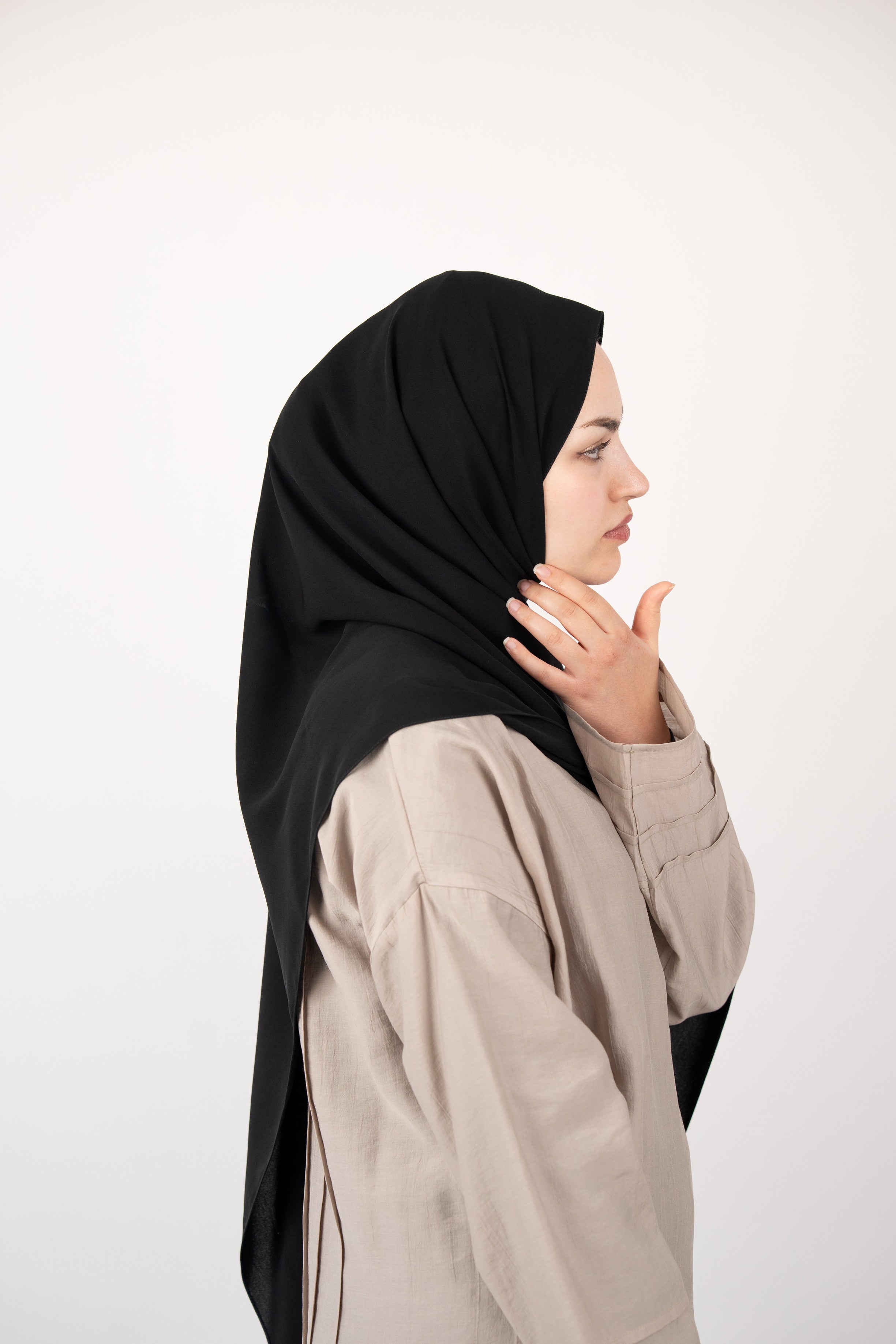 Medine İpeği Şal SİYAH