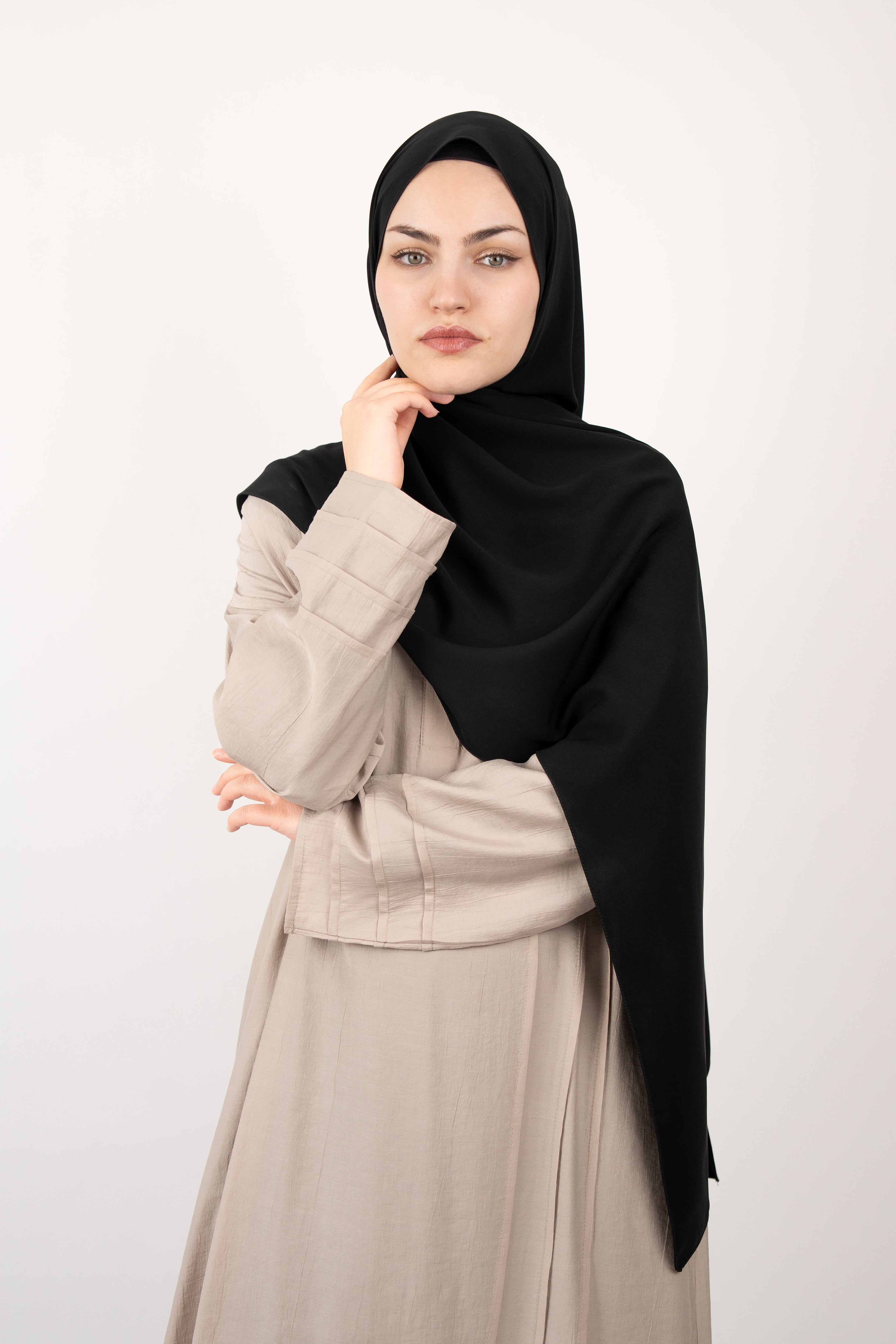 Medine İpeği Şal SİYAH