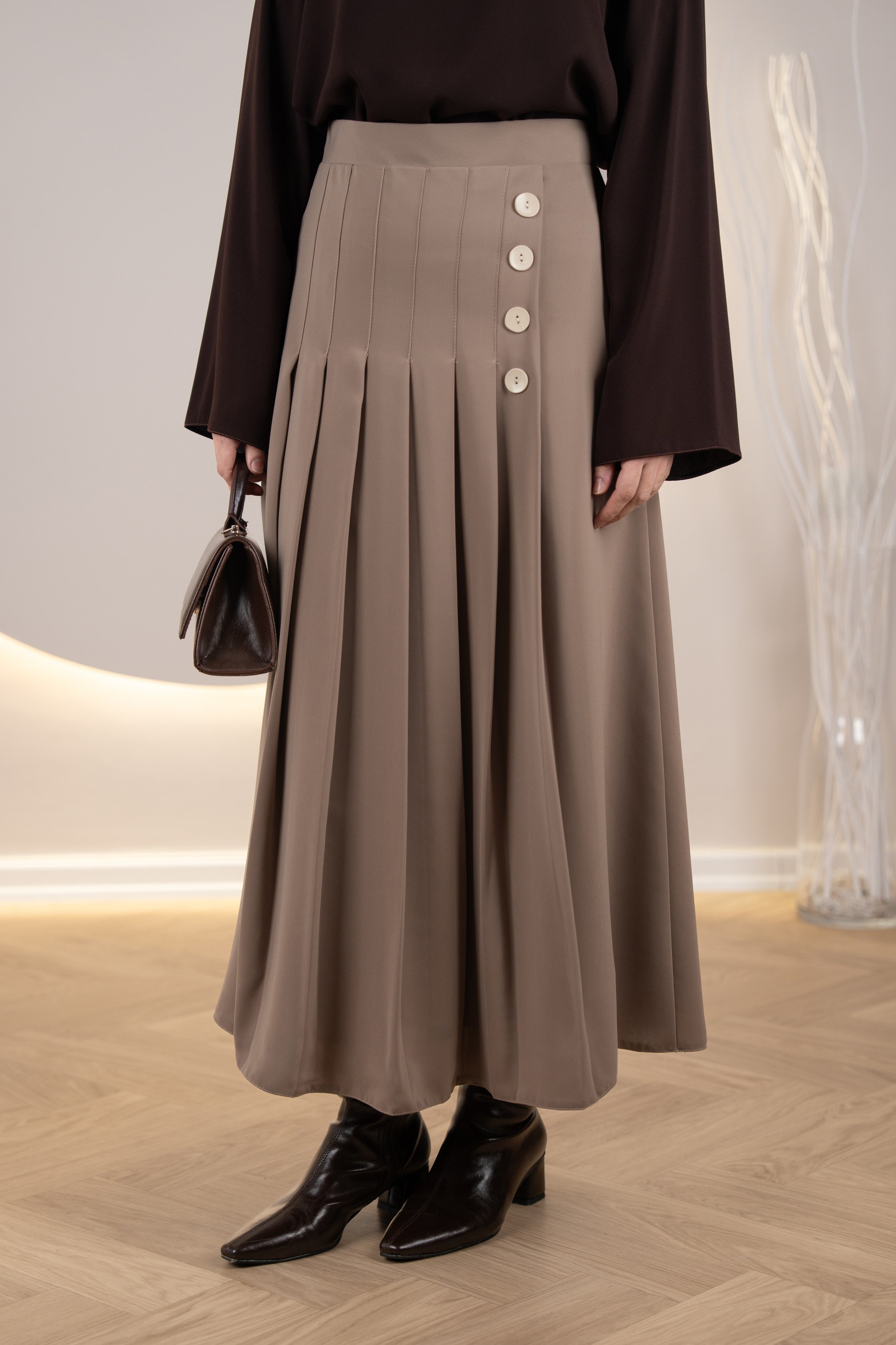 Pileli Yan Düğmeli Etek VİZON