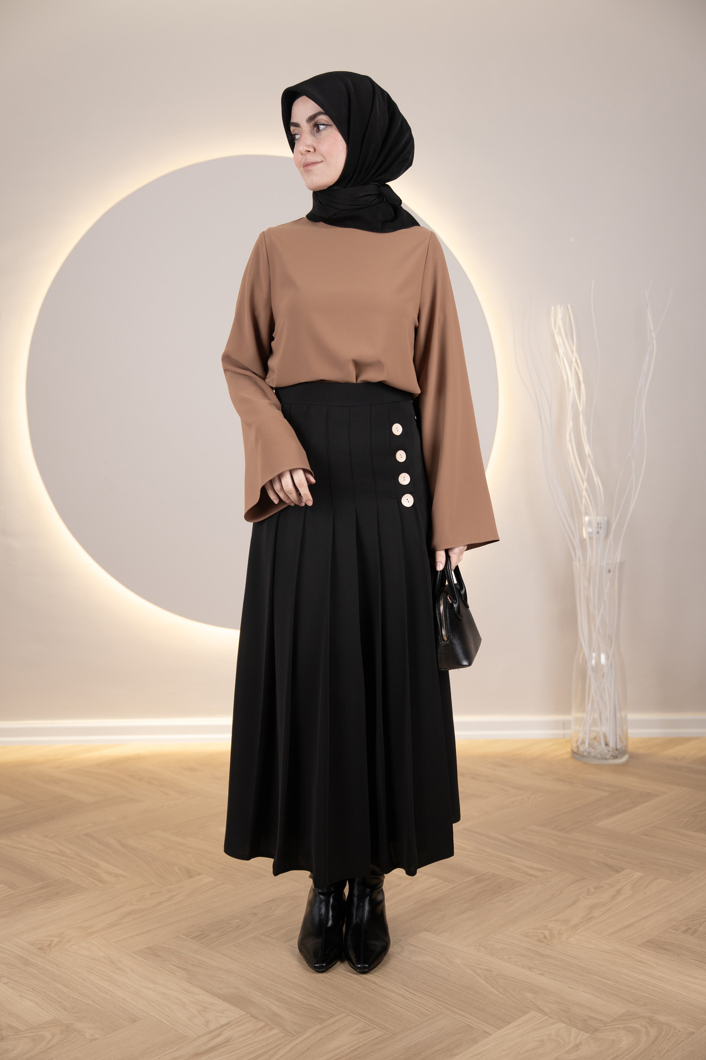 Pileli Yan Düğmeli Etek SİYAH