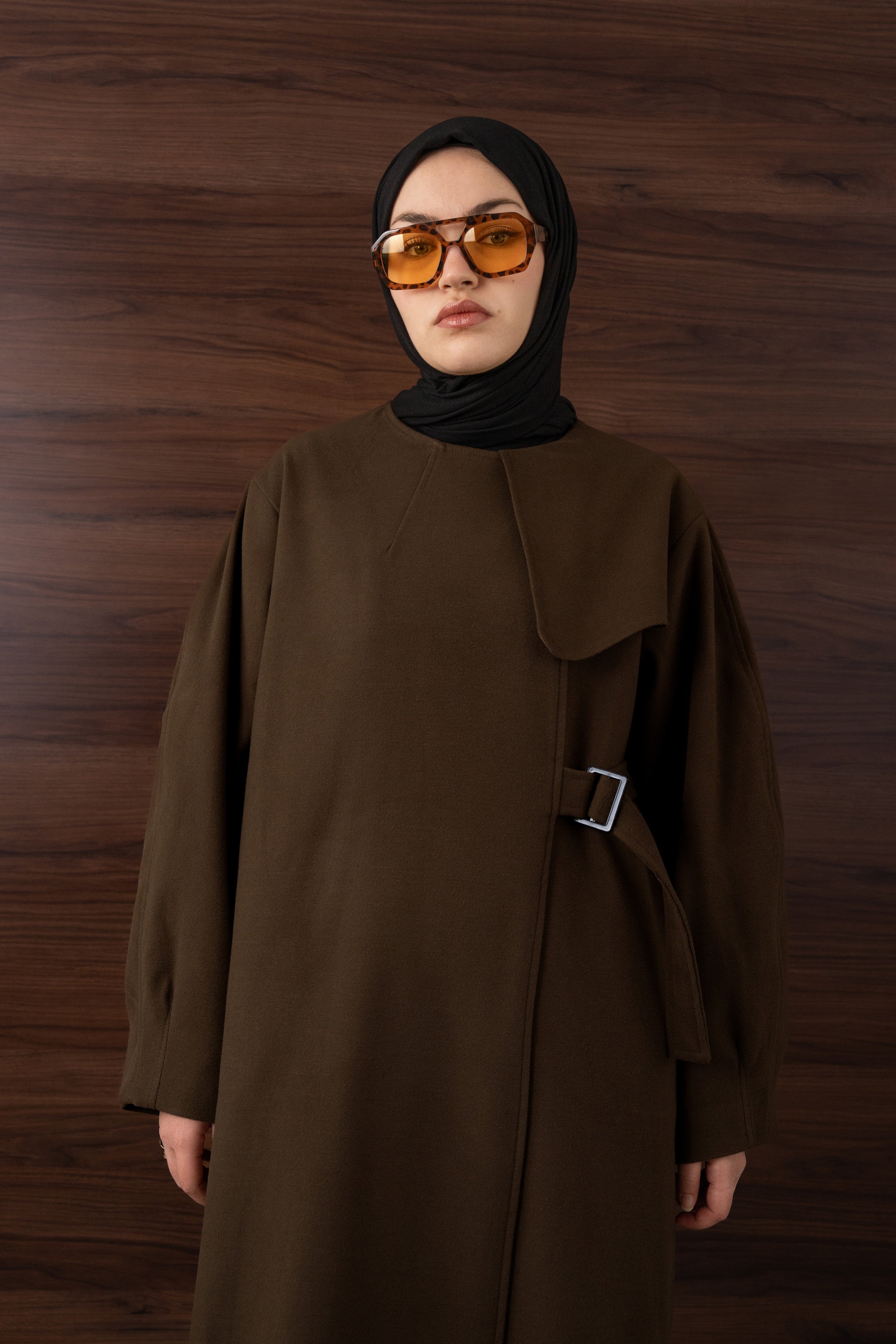 Kemer Detaylı Asimetrik Kaban Toprak