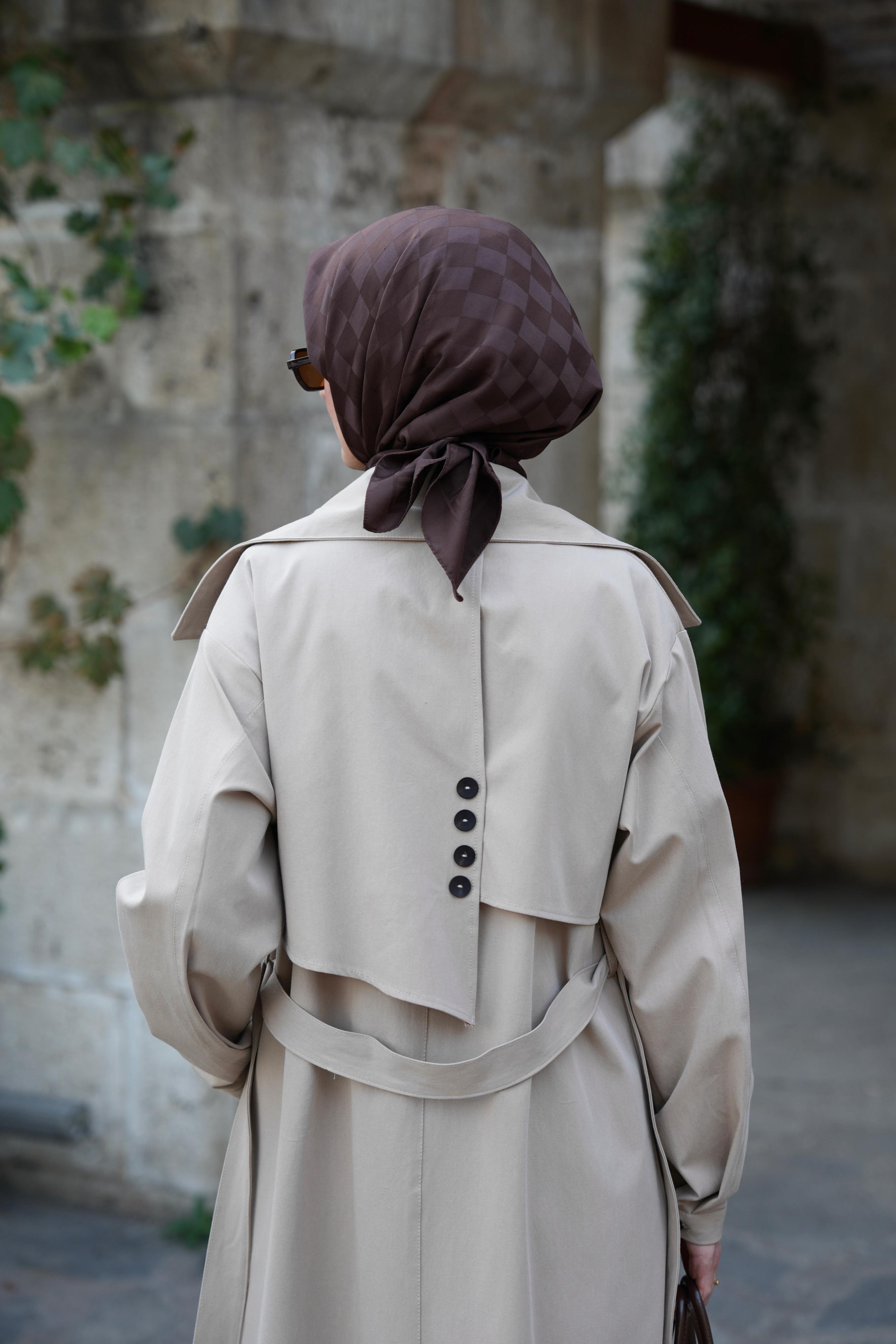 Düğmeli Tam Boy Trençkot Bej