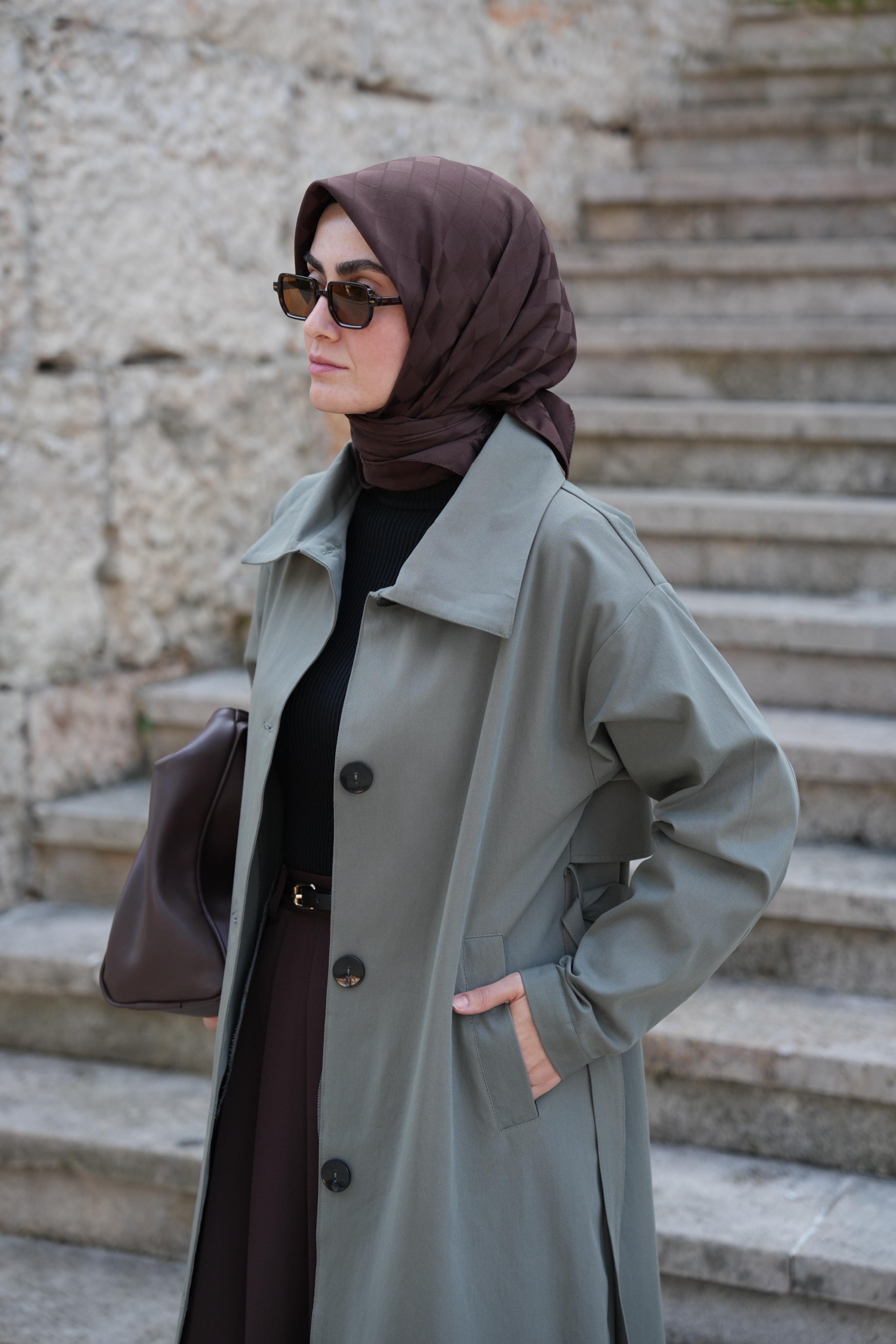 Düğmeli Tam Boy Trençkot Taş Yeşili