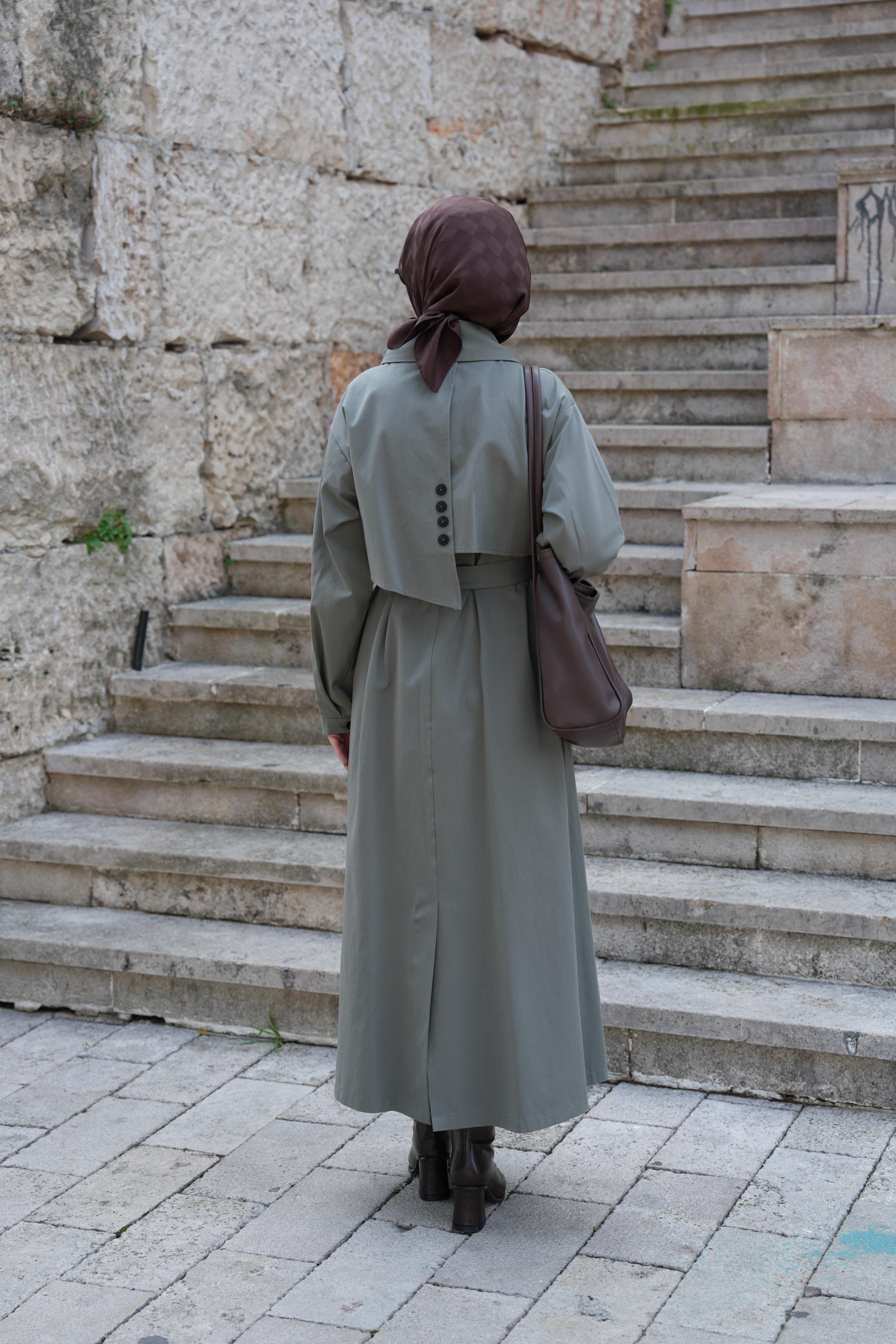 Düğmeli Tam Boy Trençkot Taş Yeşili