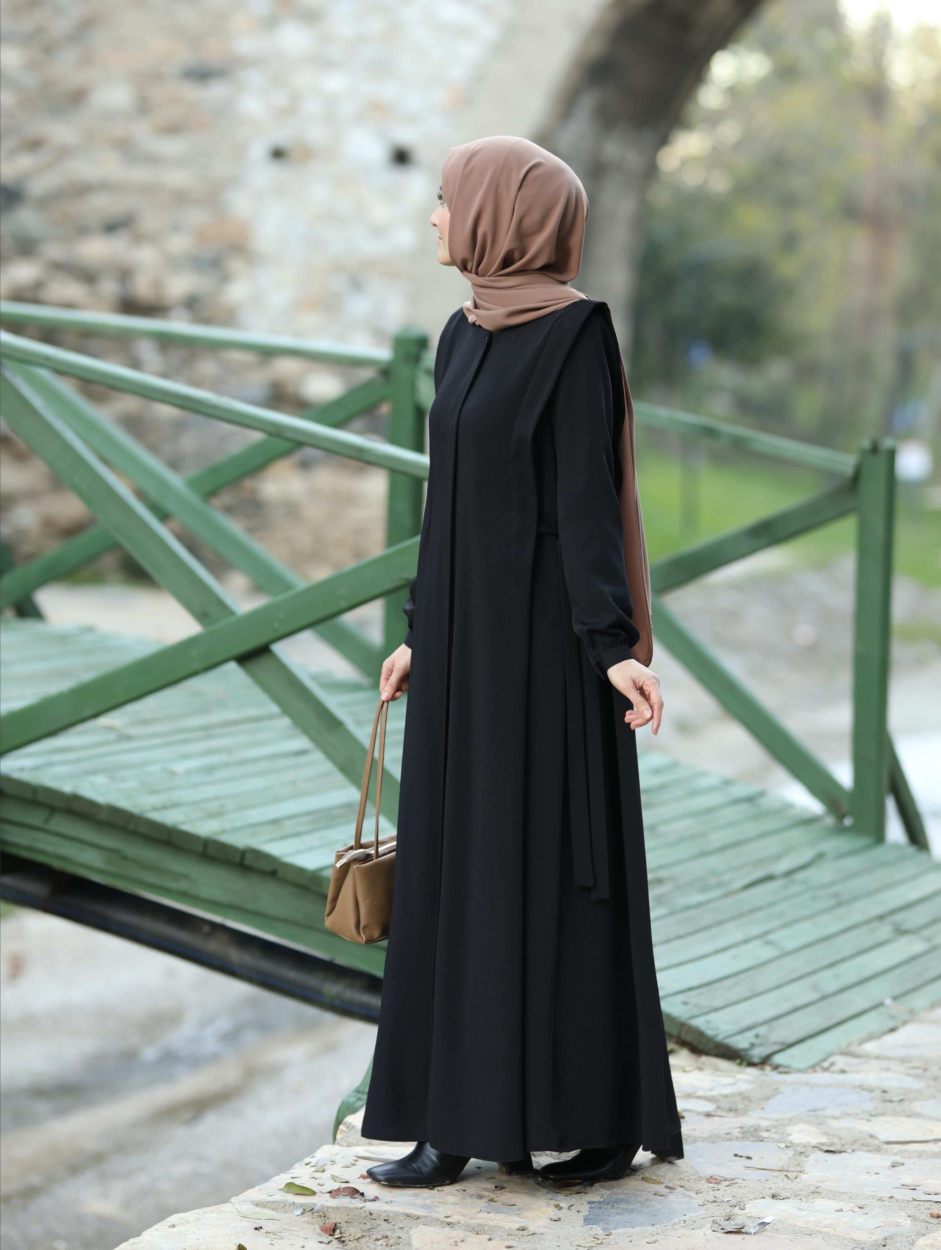 Duru Ferace SİYAH