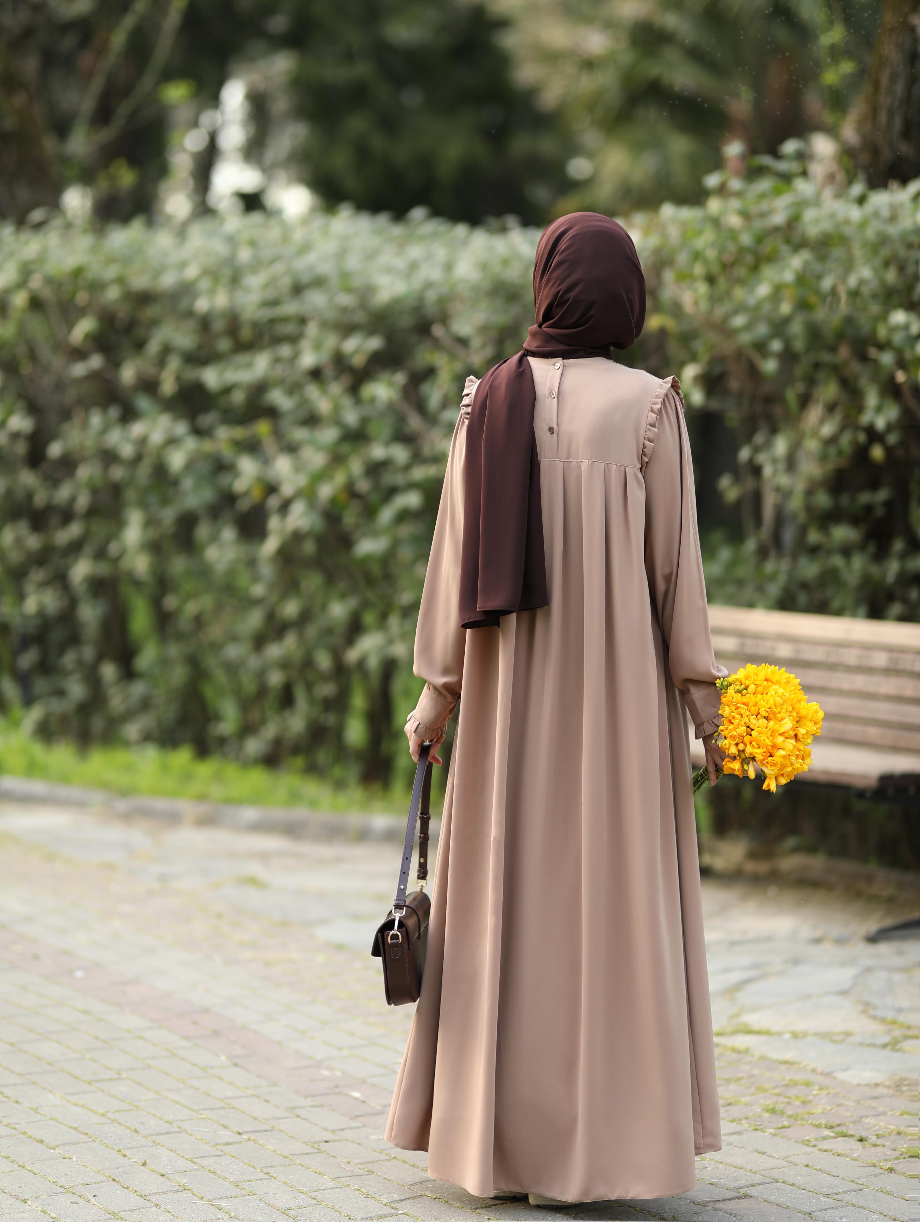 Efnan Elbise Sütlü Kahve