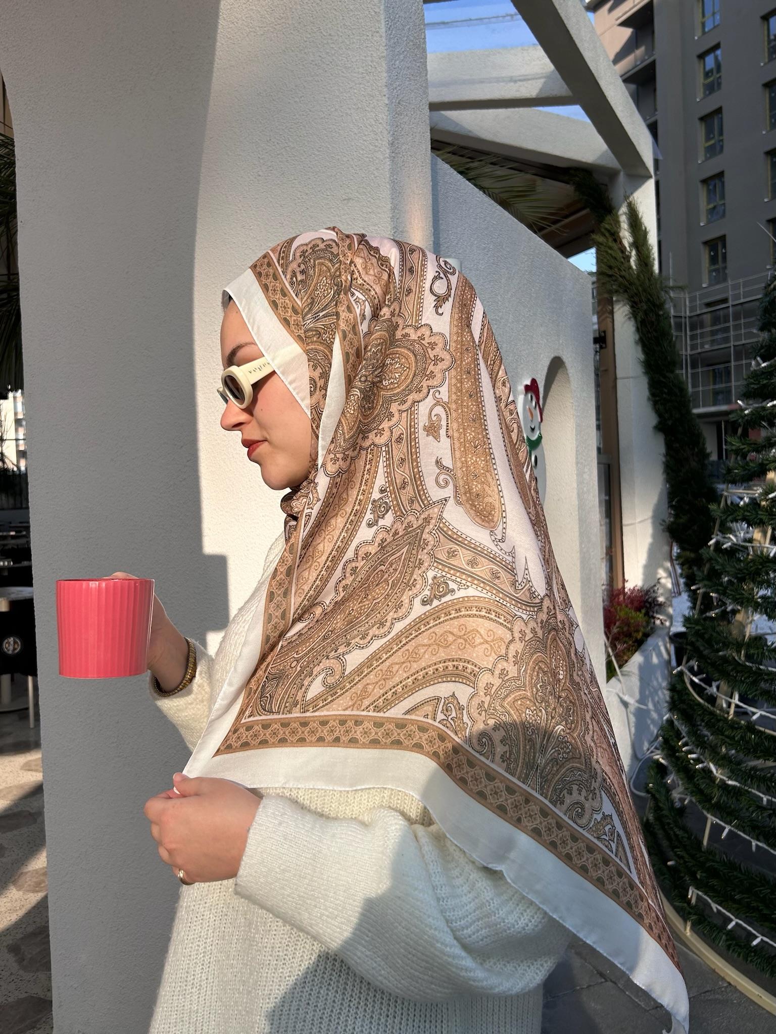 Etnik Desenli Şal Ekru