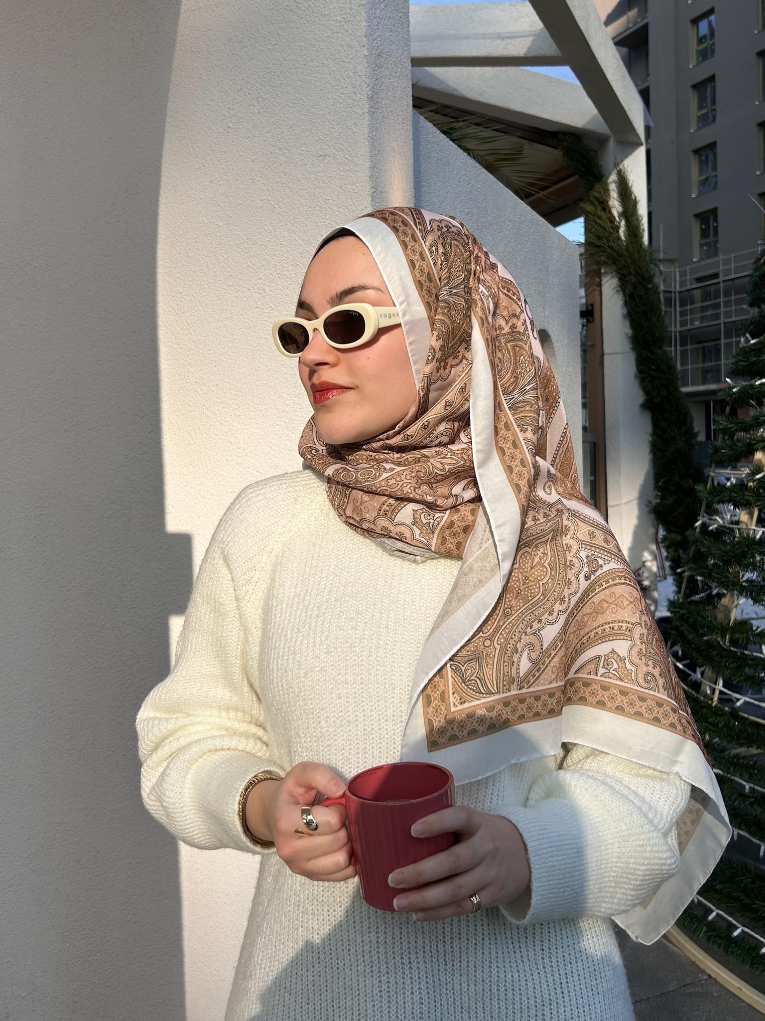 Etnik Desenli Şal EKRU