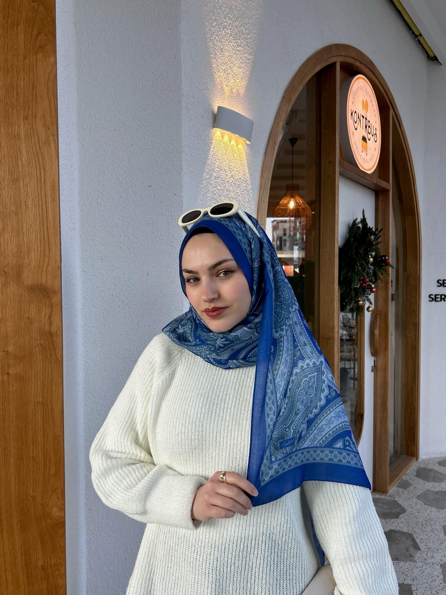 Etnik Desenli Şal Mavi