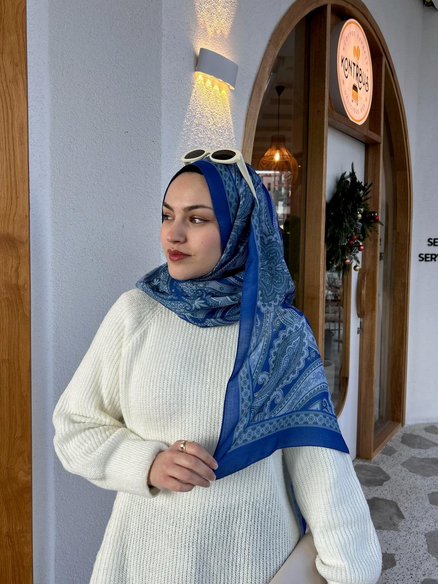 Etnik Desenli Şal Mavi