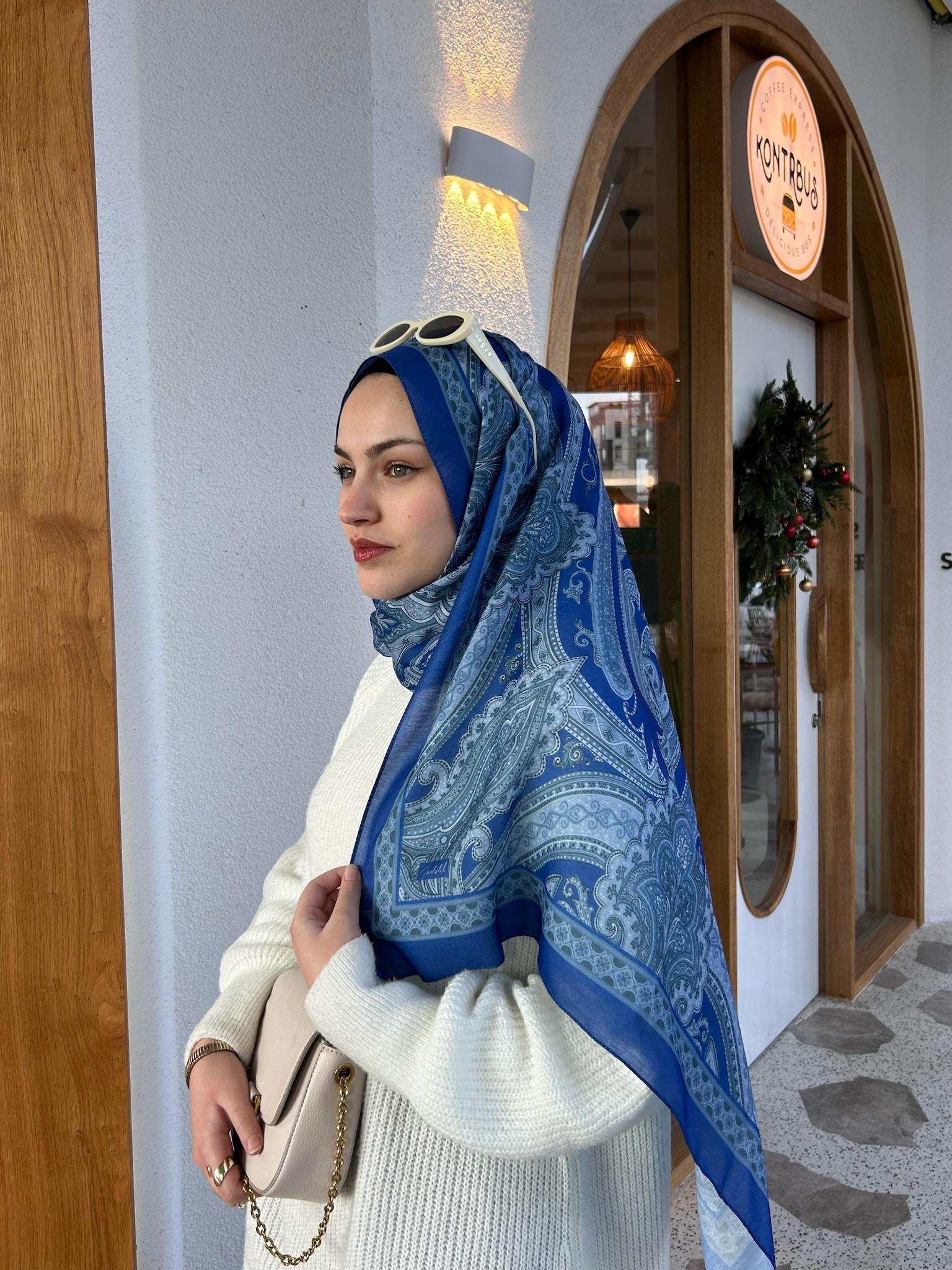 Etnik Desenli Şal Mavi