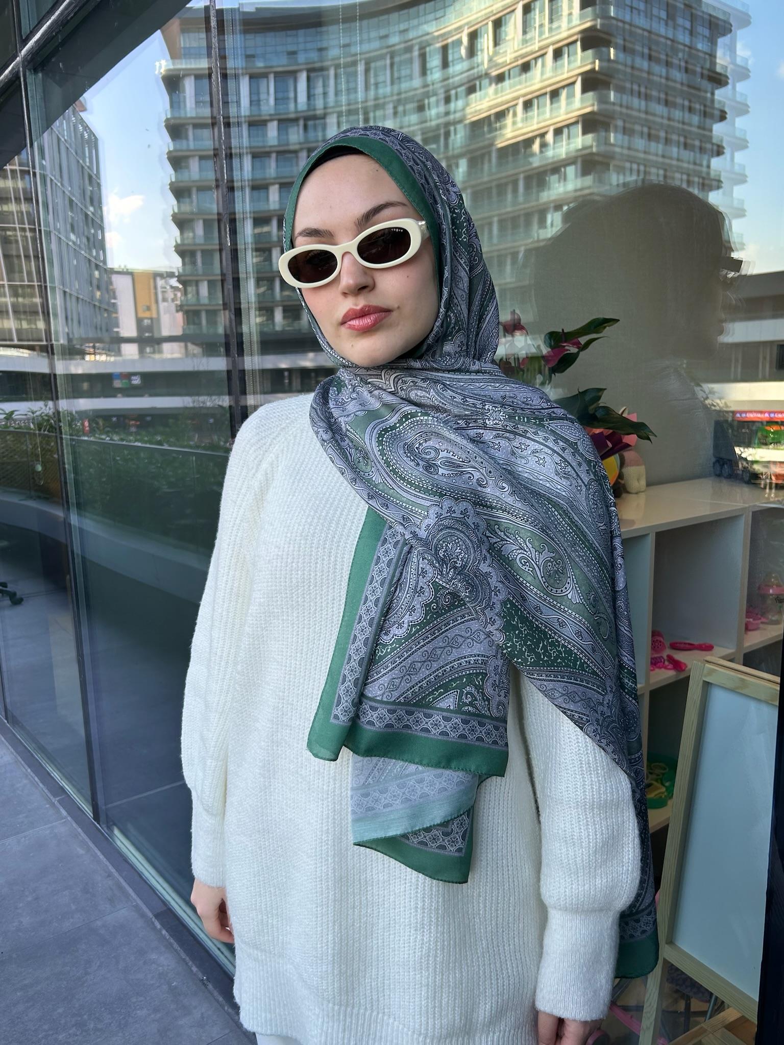 Etnik Desenli Şal Yeşil