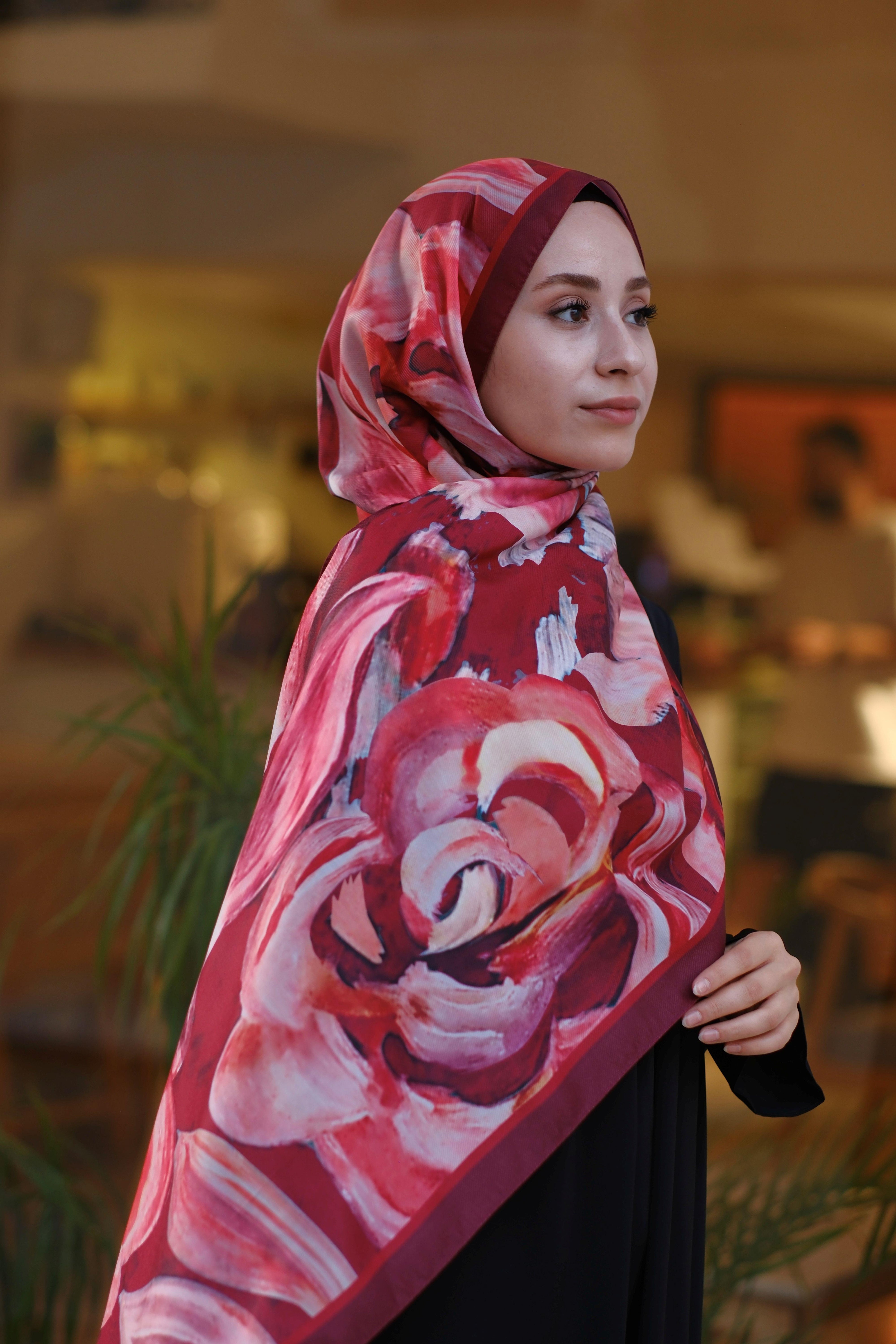 Gül Desenli Şal BORDO