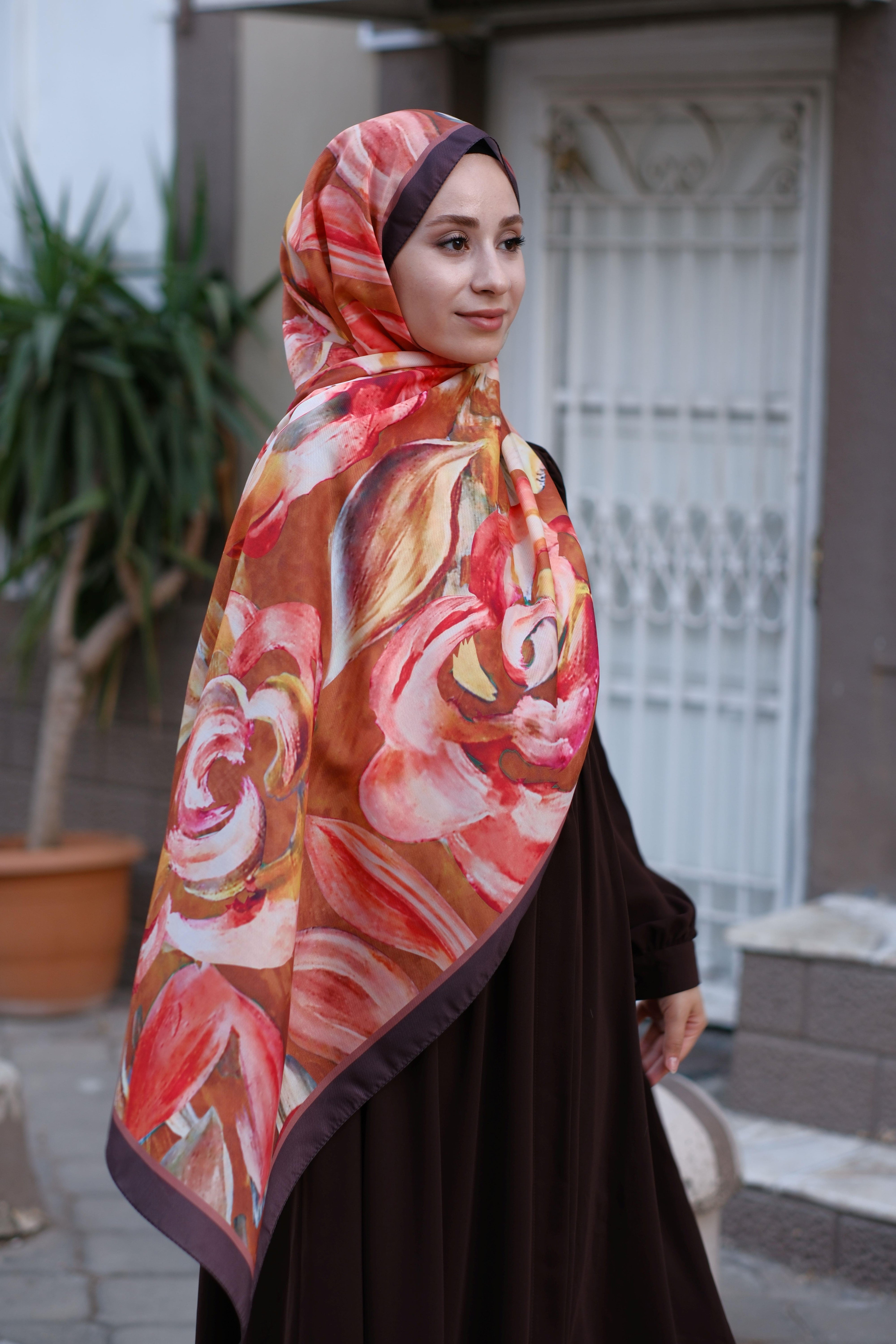 Gül Desenli Şal Kahverengi