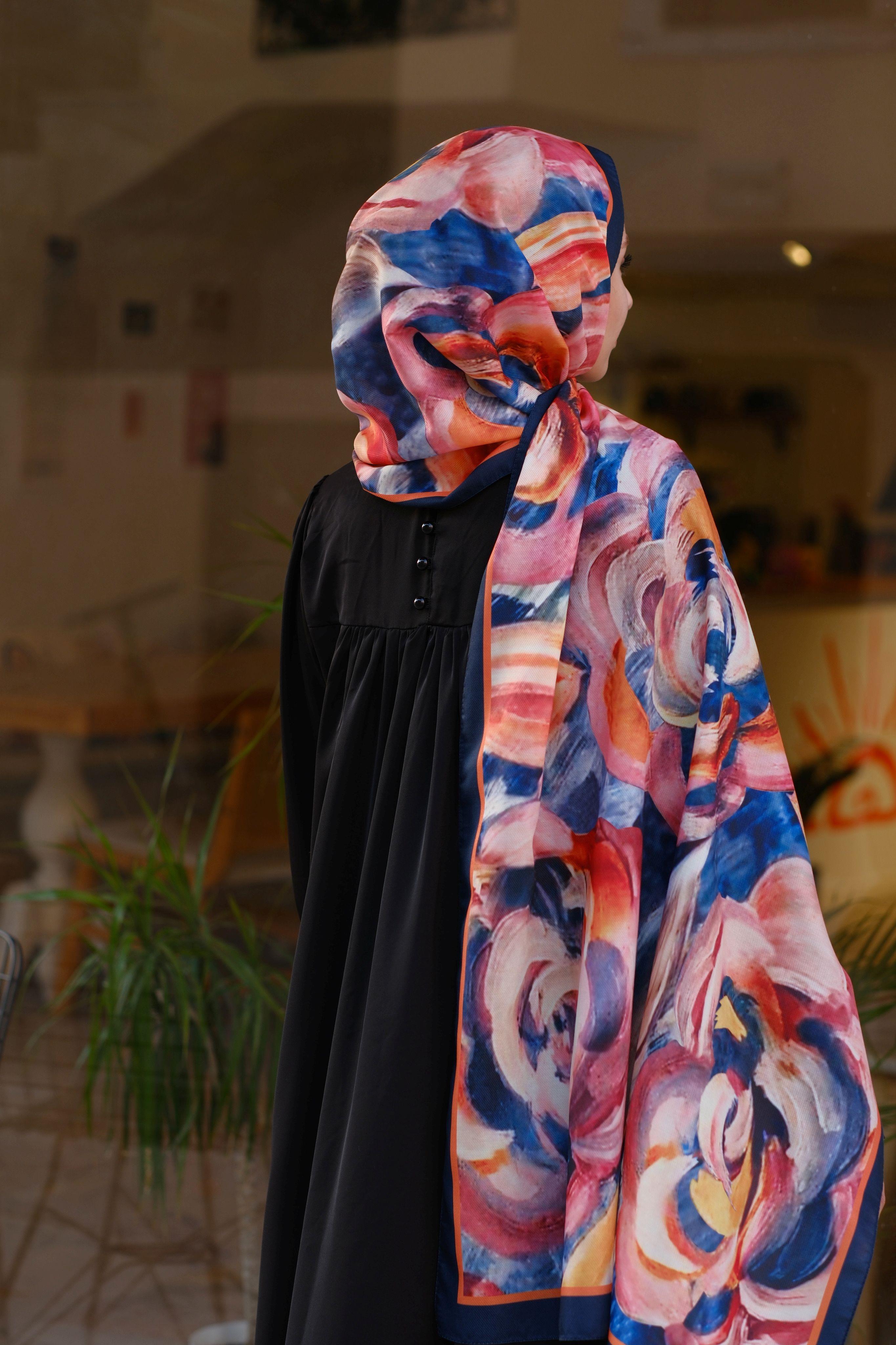 Gül Desenli Şal Lacivert