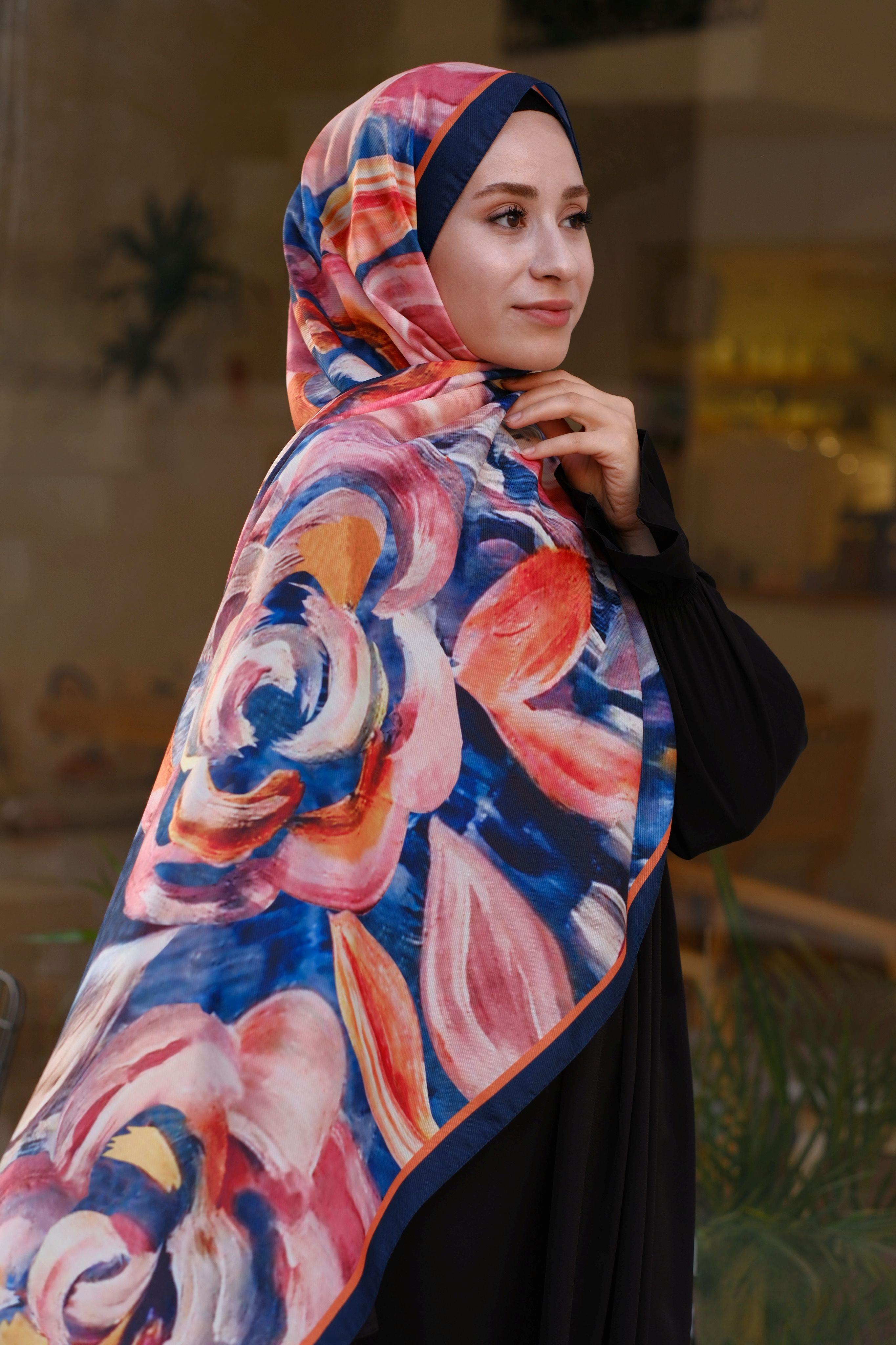 Gül Desenli Şal Lacivert