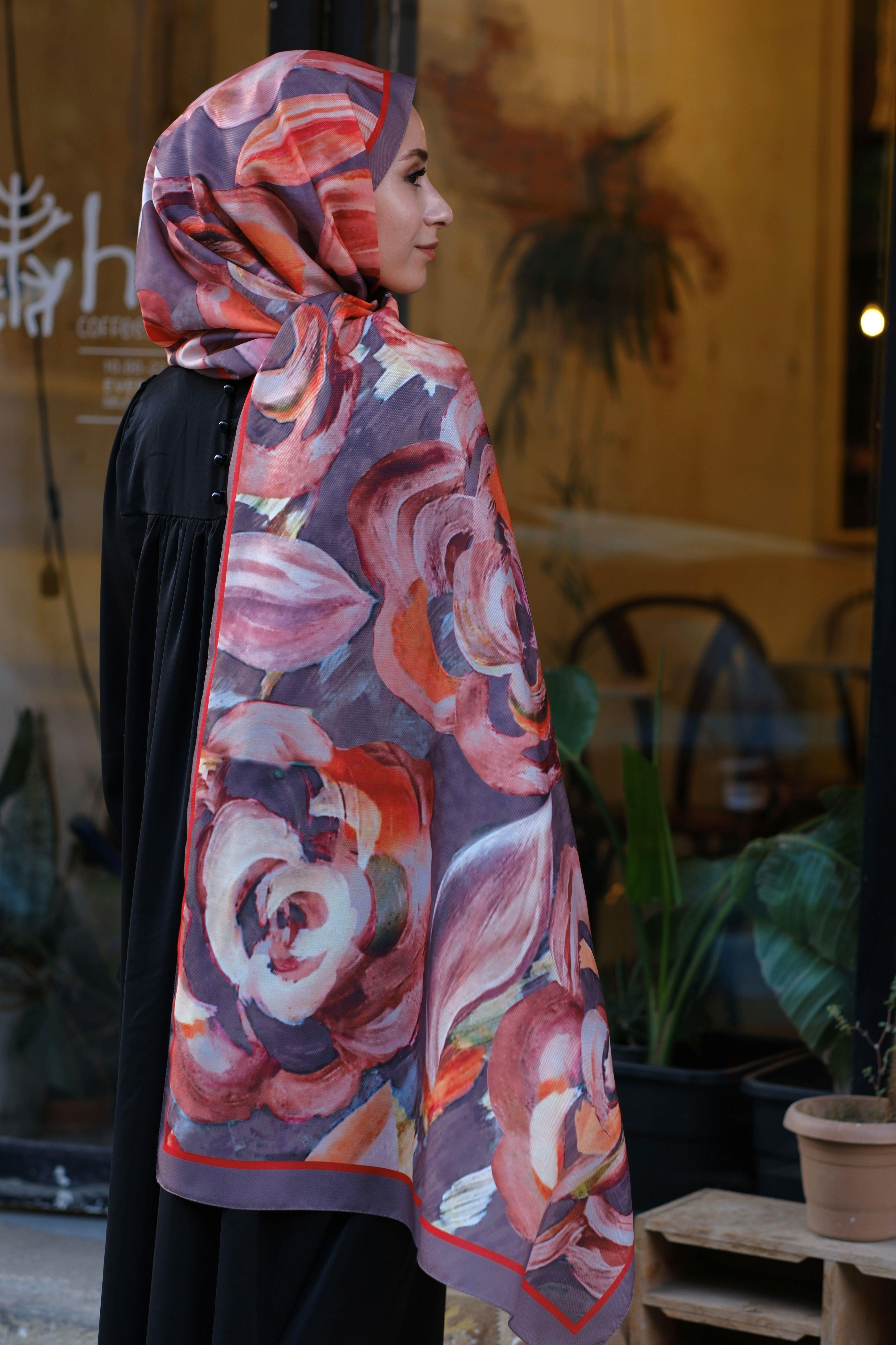 Gül Desenli Şal VİZON