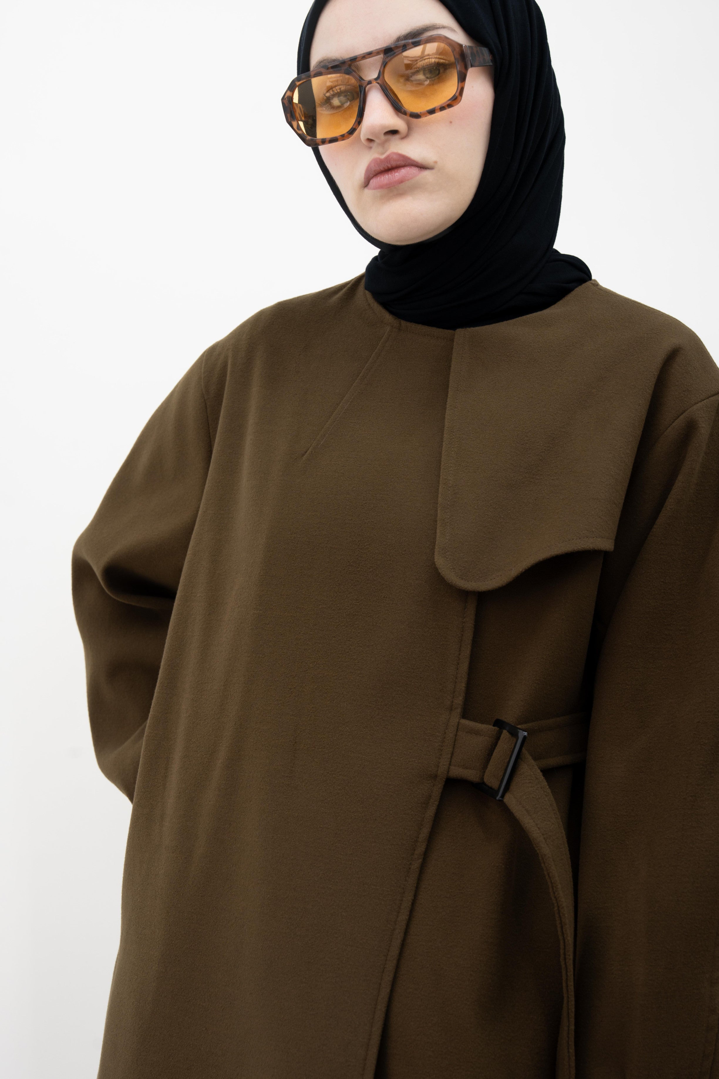 Kemer Detaylı Asimetrik Kaban Toprak