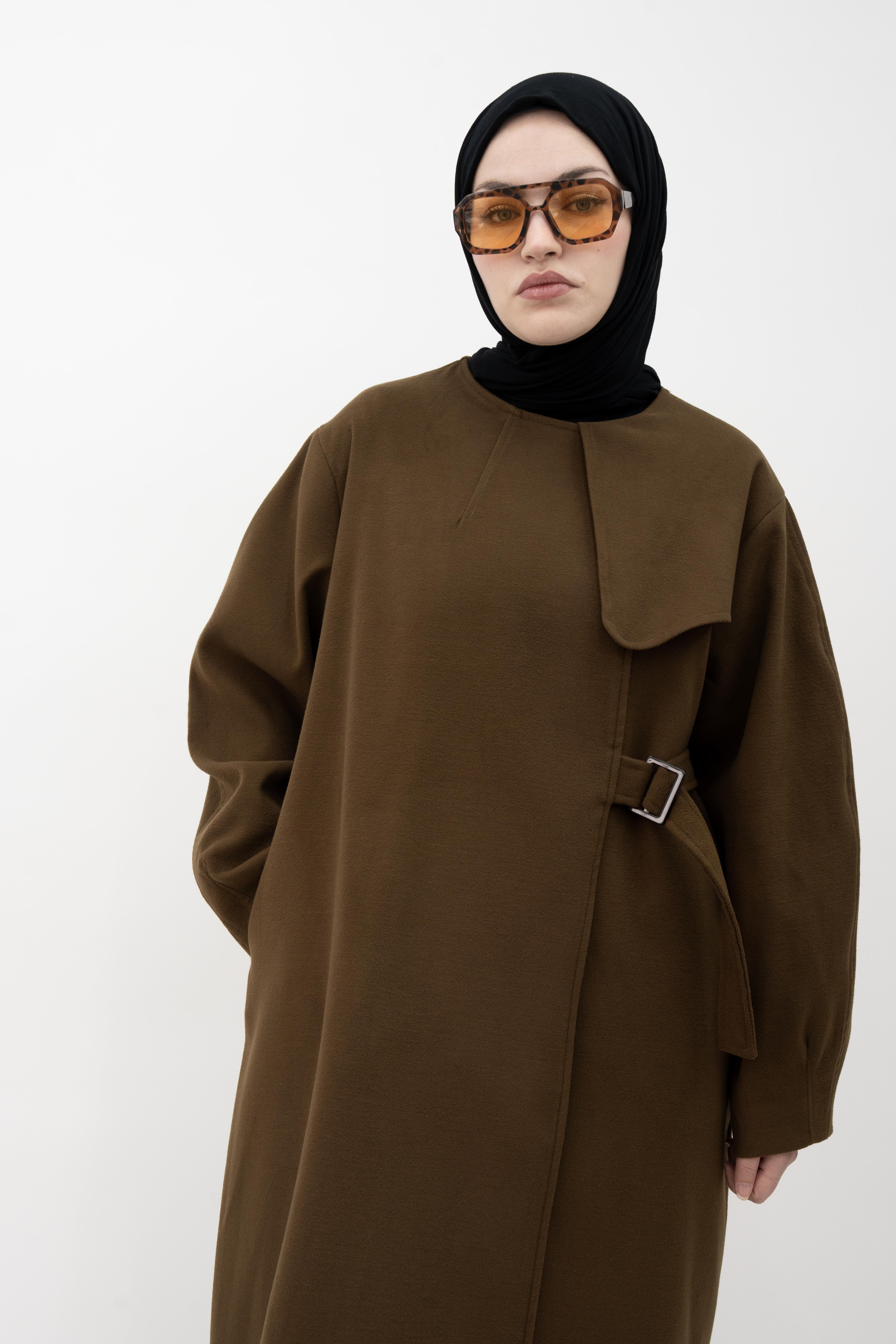 Kemer Detaylı Asimetrik Kaban Toprak