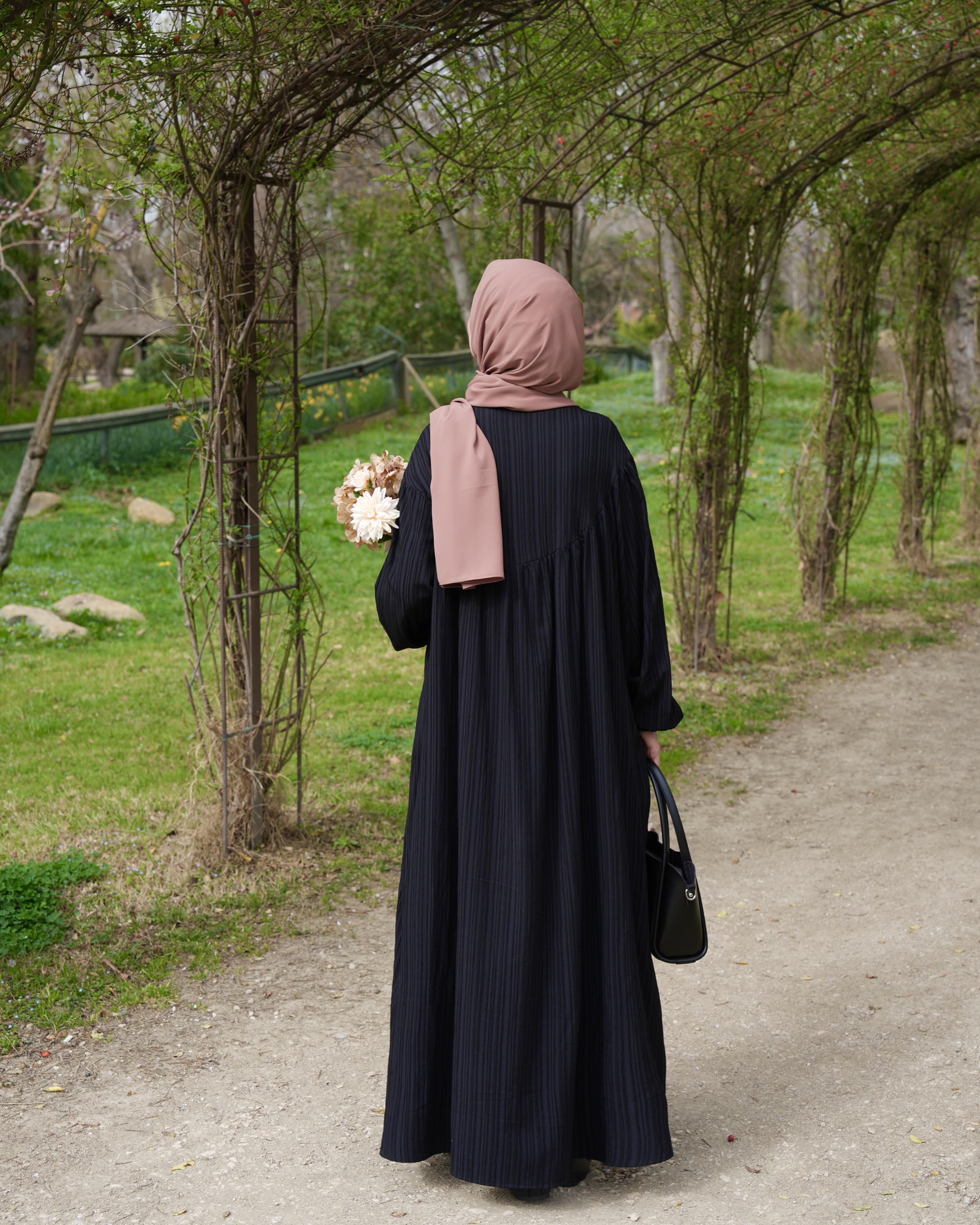 Lina Elbise SİYAH