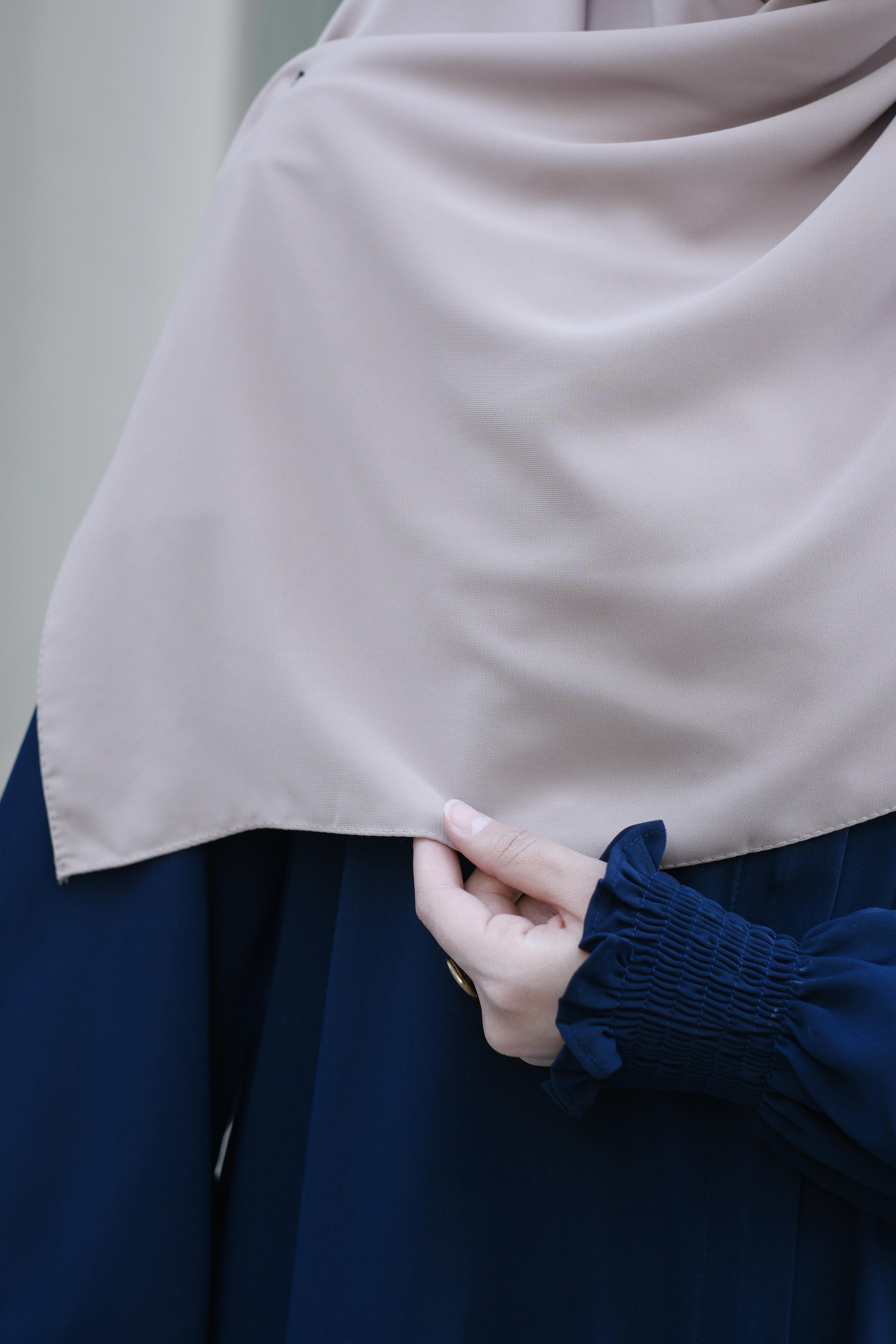 Medine İpeği Eşarp Bej