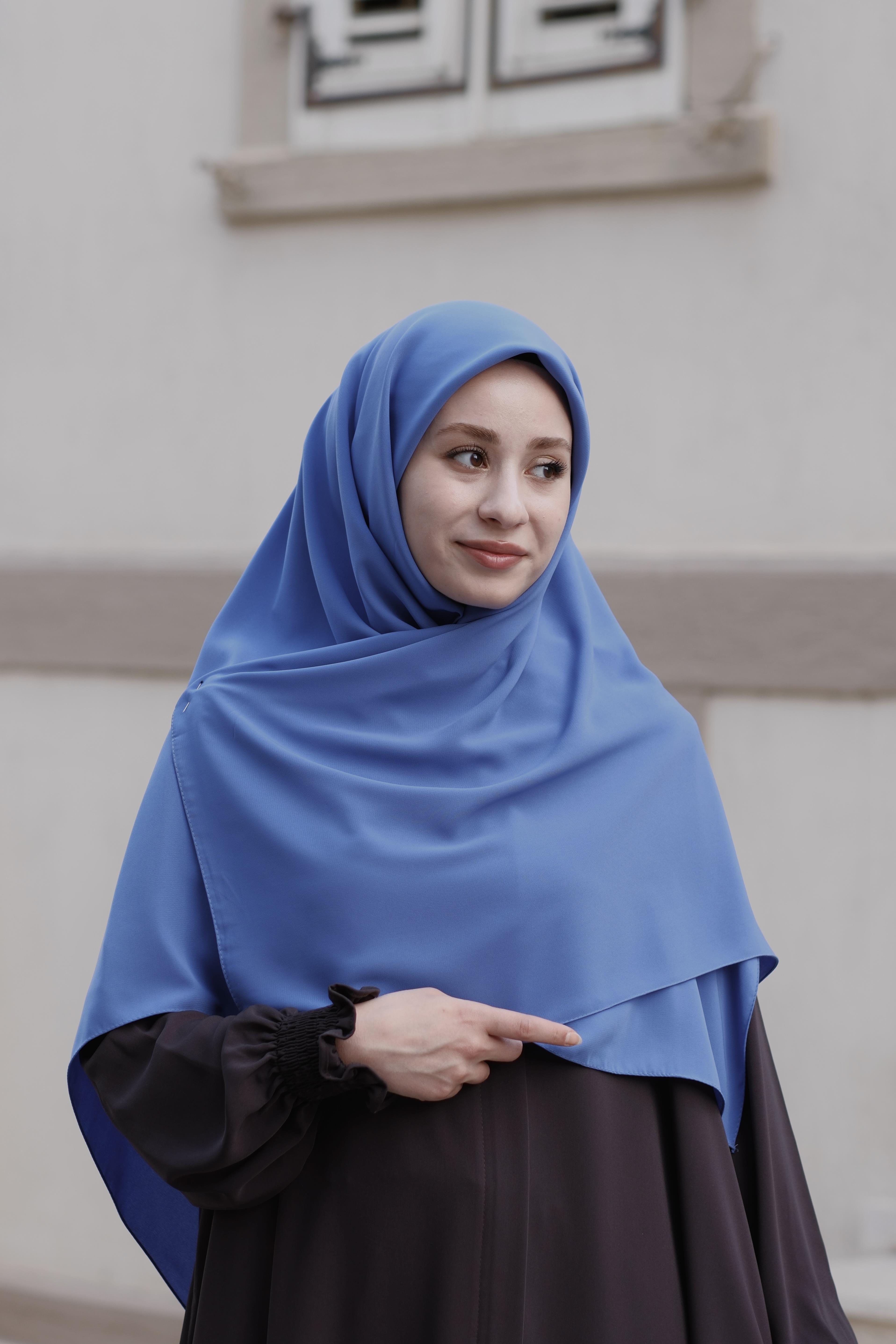 Medine İpeği Eşarp Kot Mavi