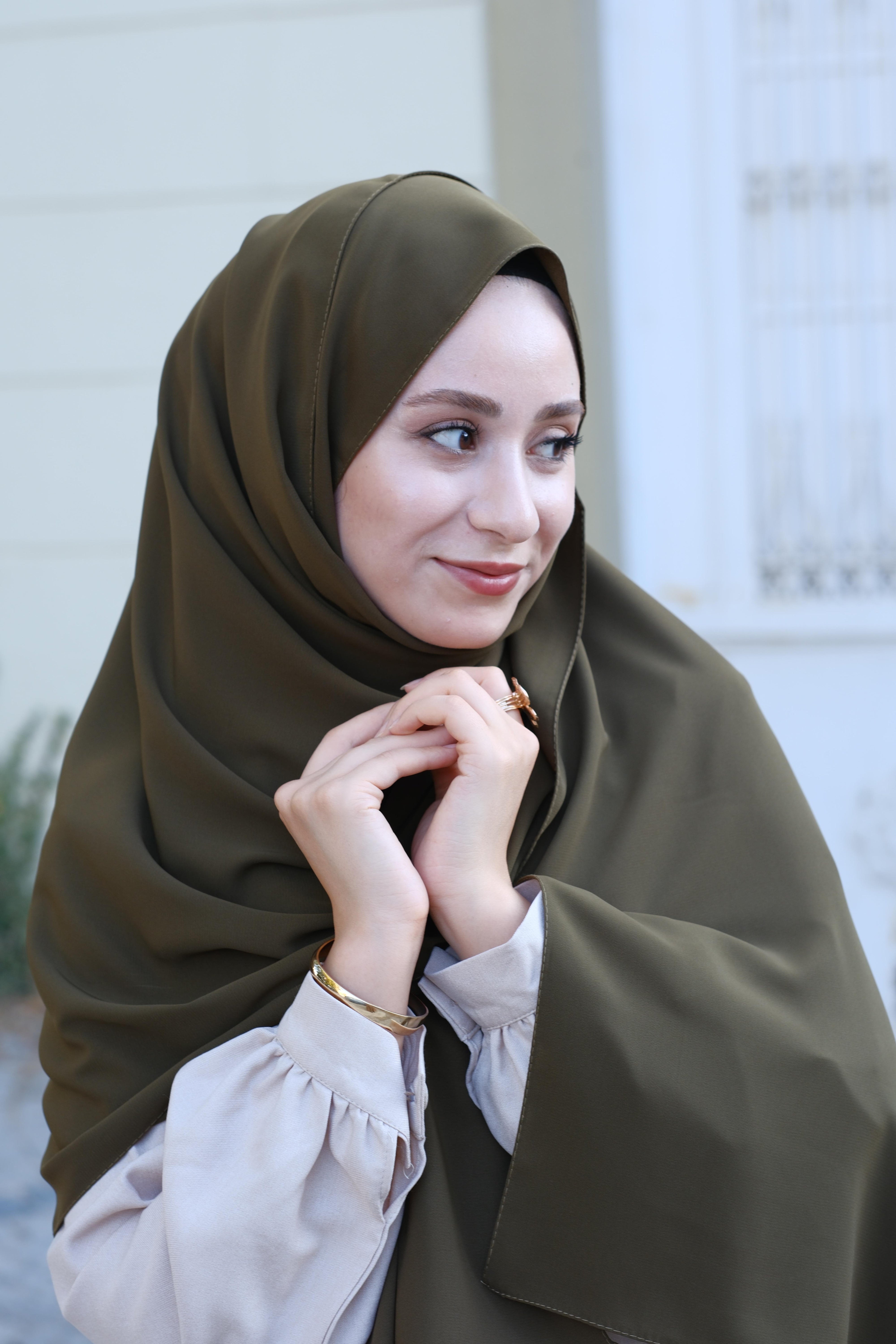 Medine İpeği Şal Haki Yeşil