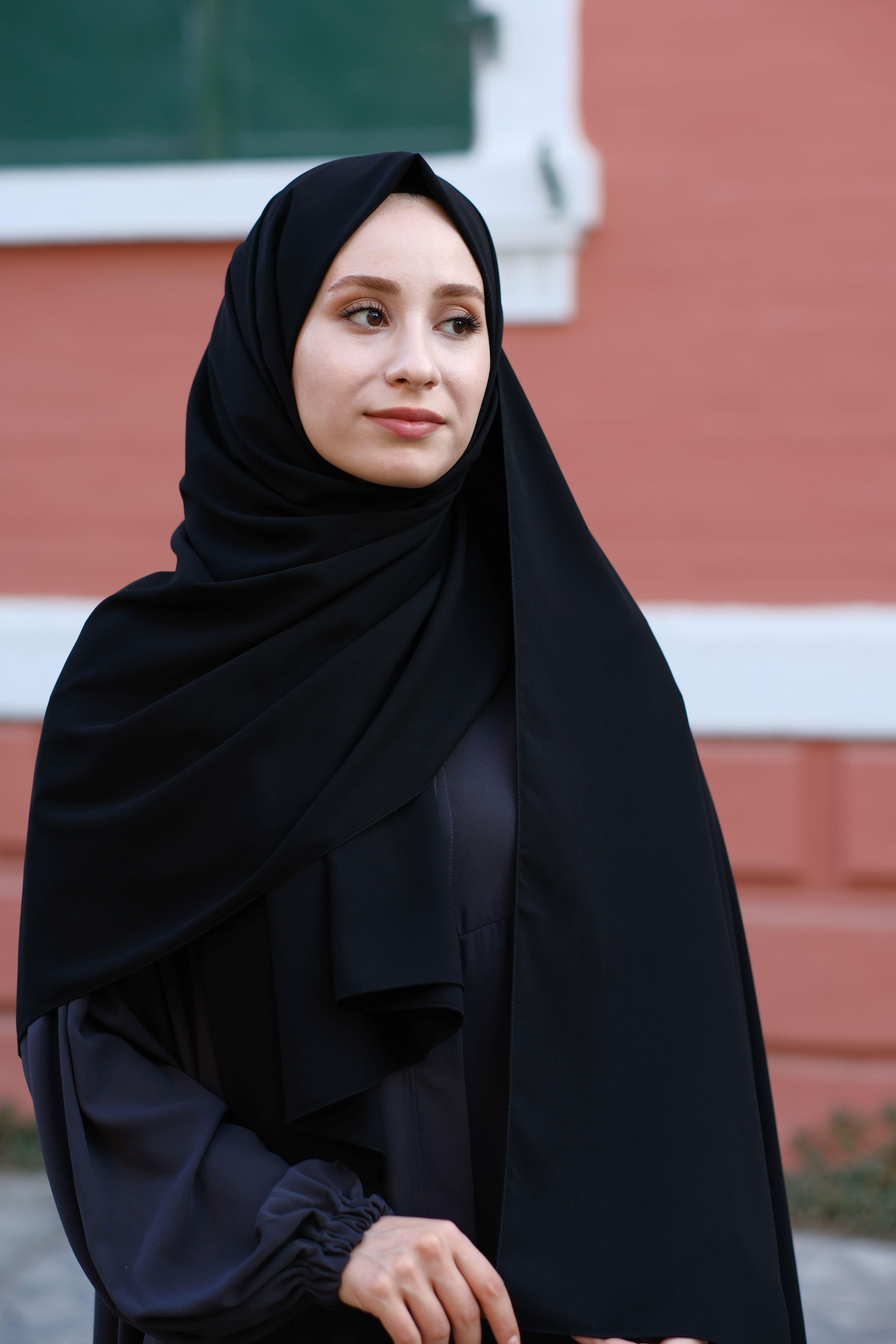 Medine İpeği Şal Siyah