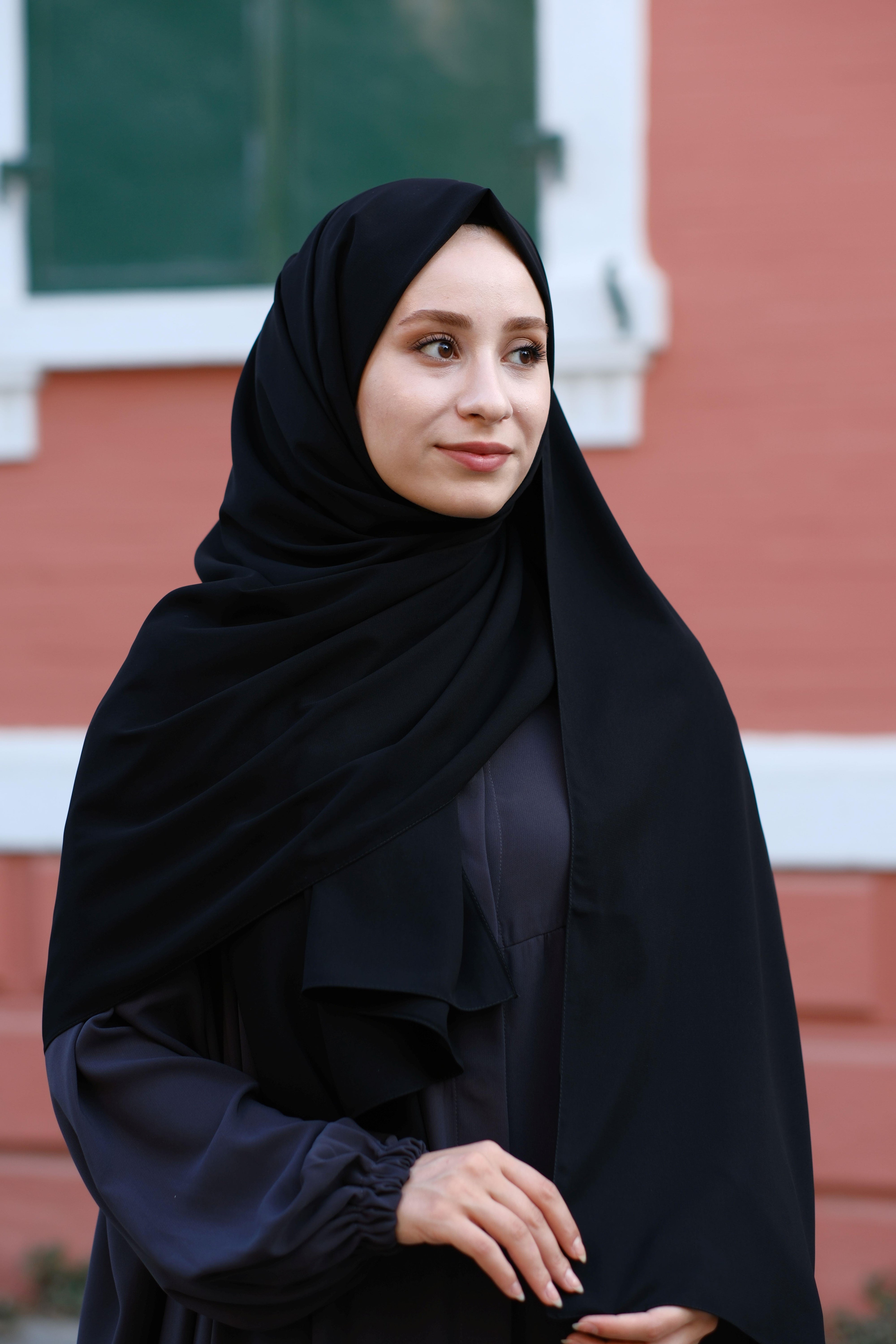 Medine İpeği Şal Siyah