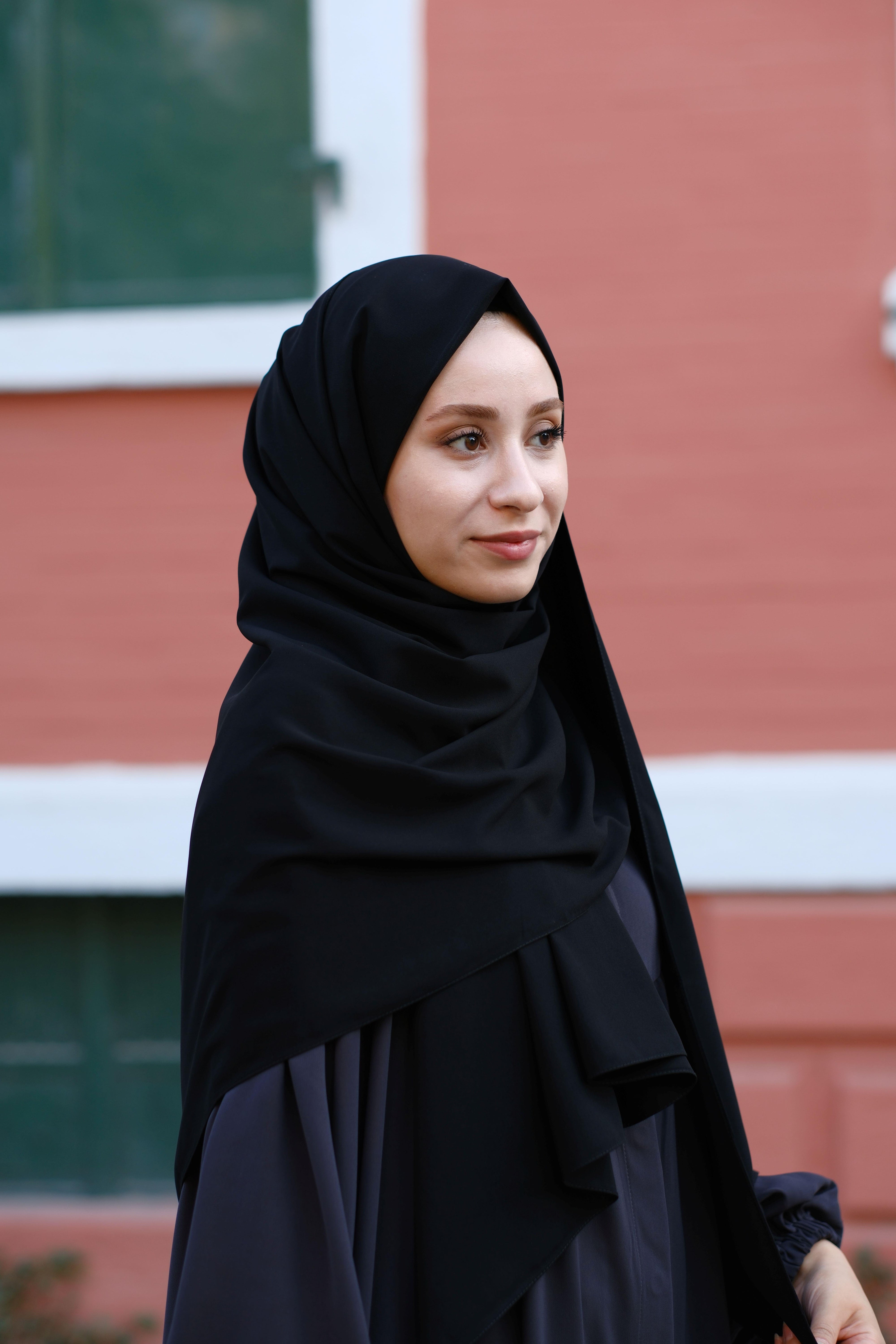 Medine İpeği Şal Siyah