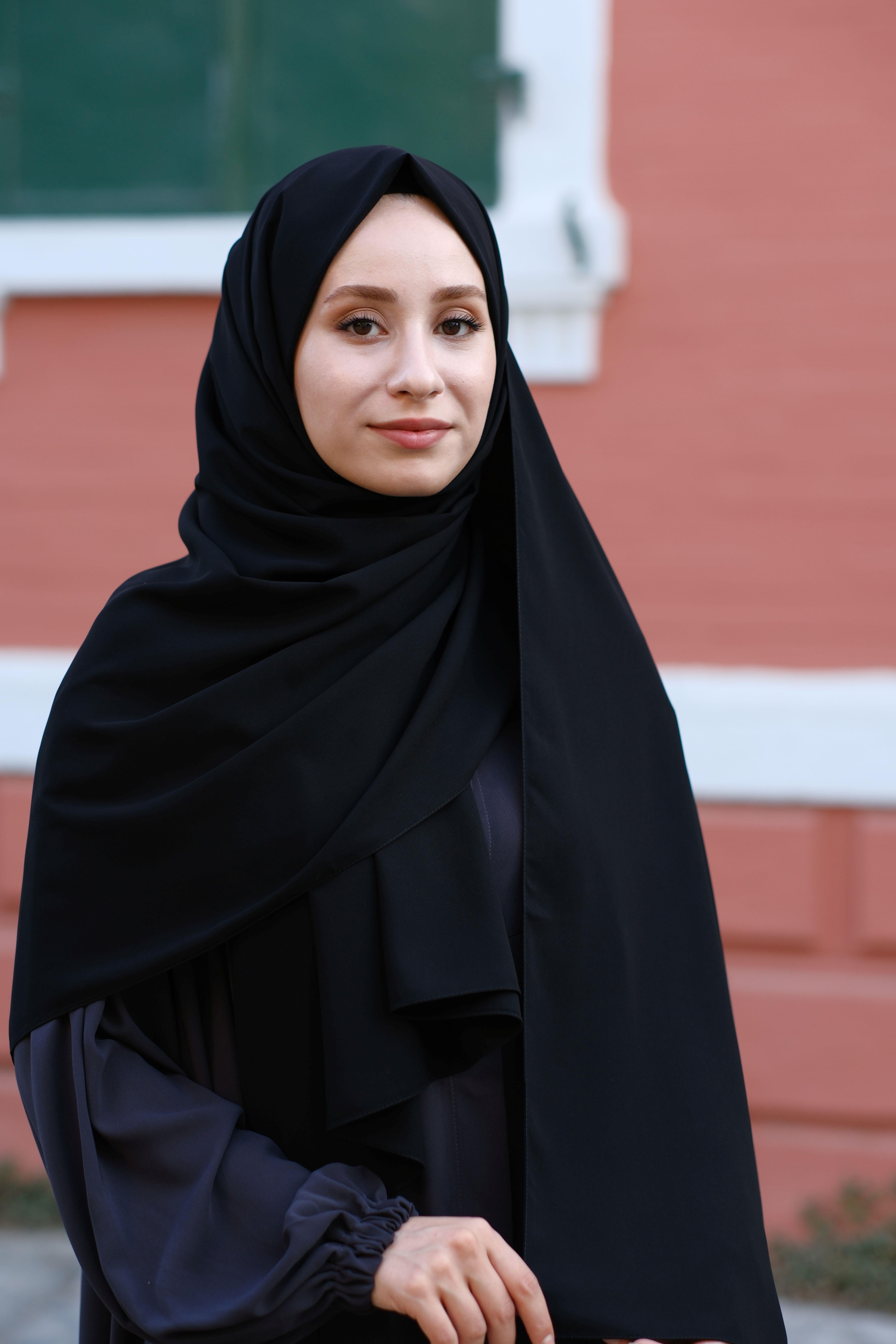 Medine İpeği Şal Siyah