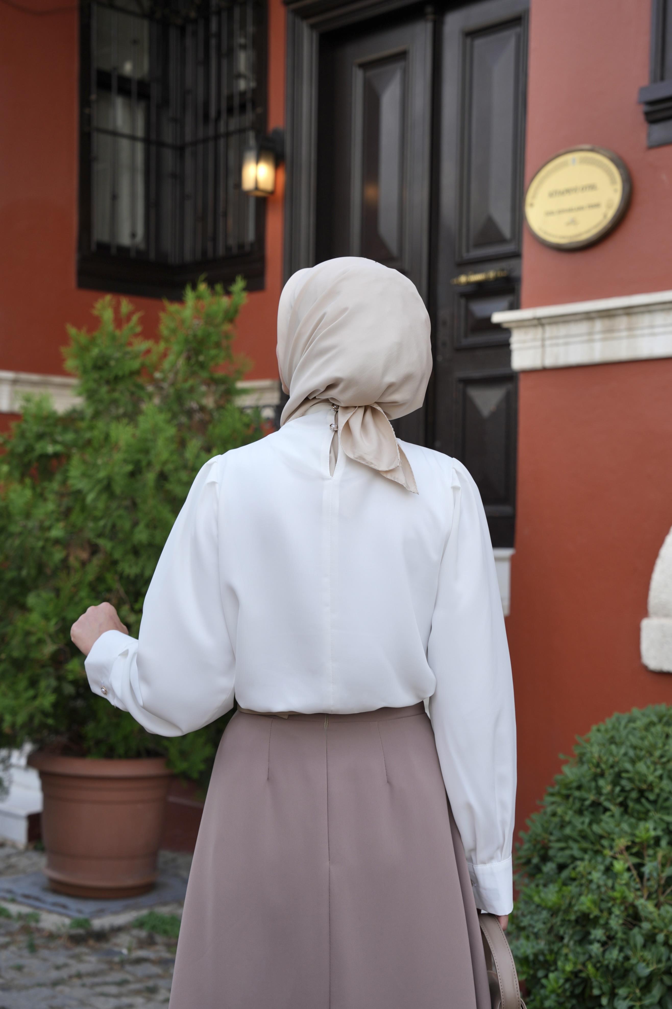 Omuz Düğmeli Gömlek Beyaz