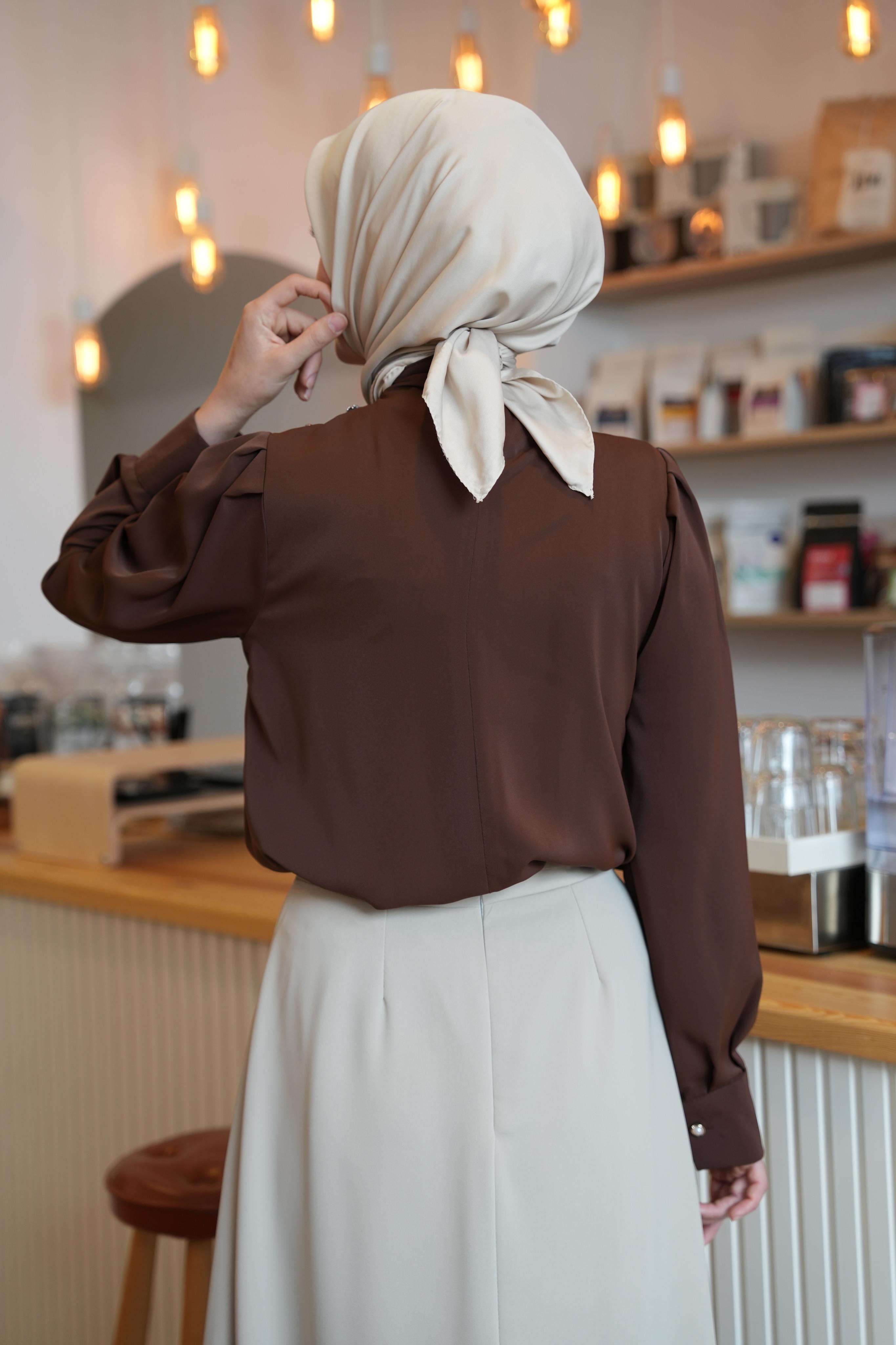 Omuz Düğmeli Gömlek Kahverengi