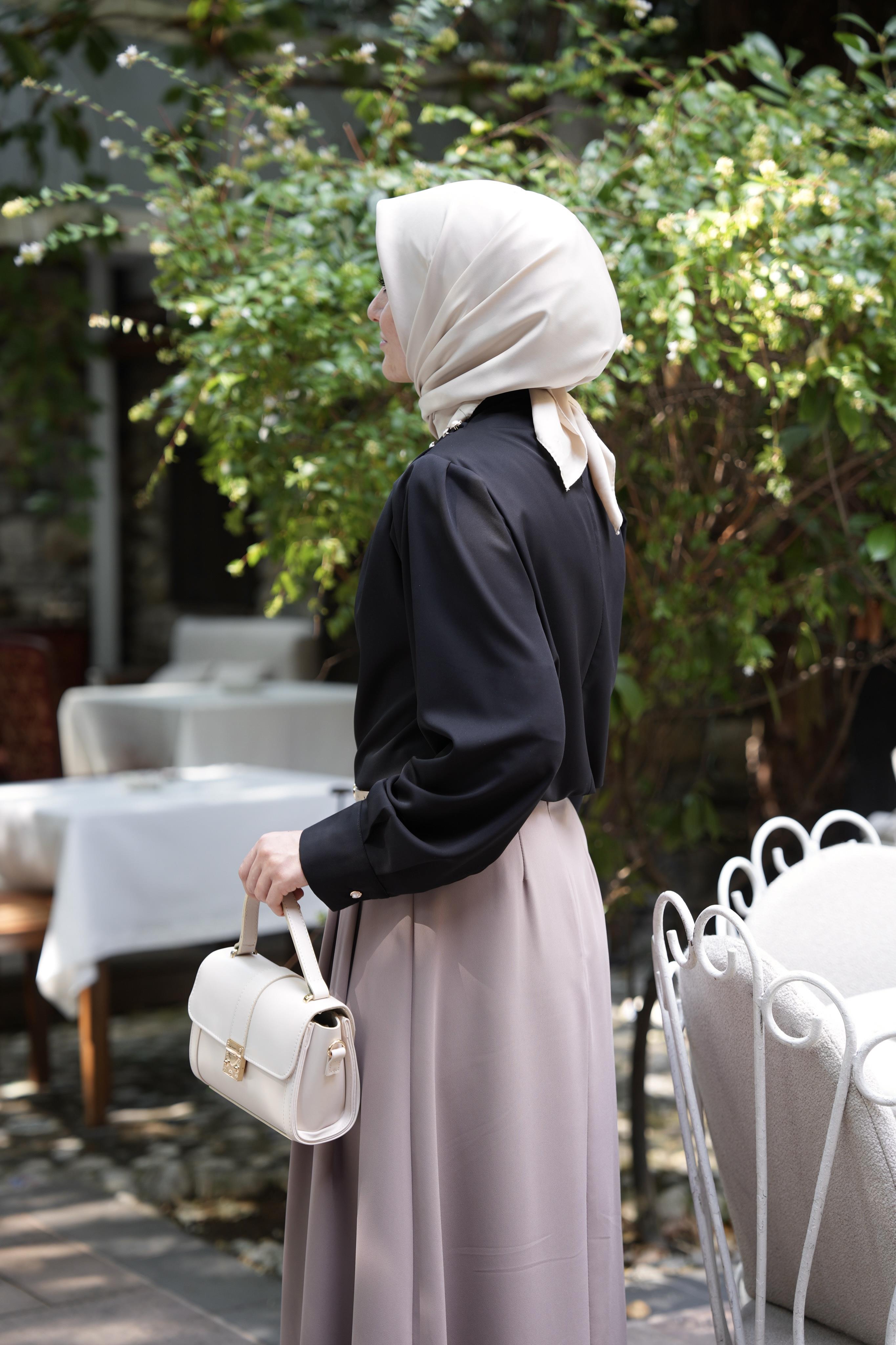 Omuz Düğmeli Gömlek Siyah