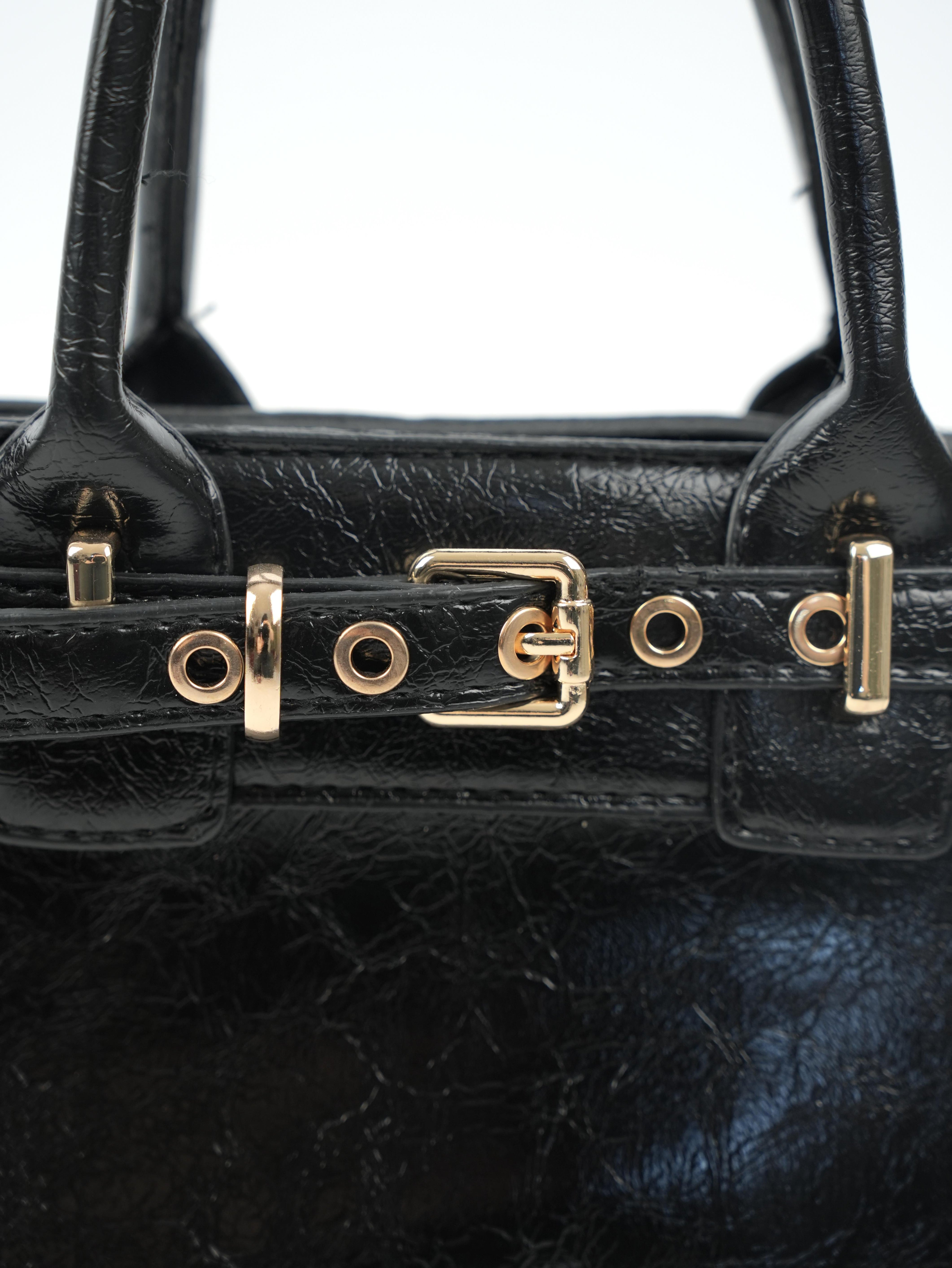 Ön Kemerli Çanta Siyah