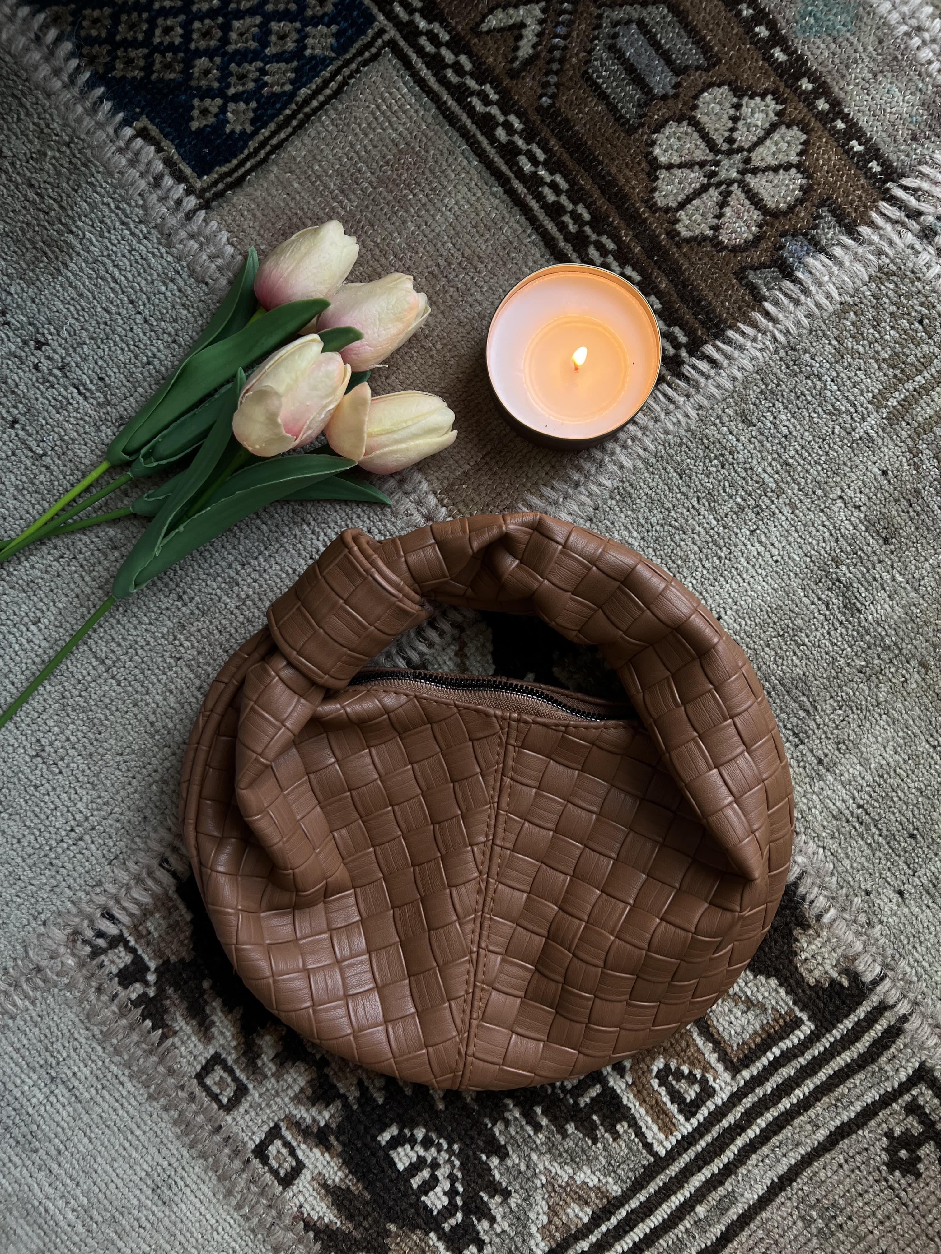 Örgü Detaylı Baget Çanta TABA