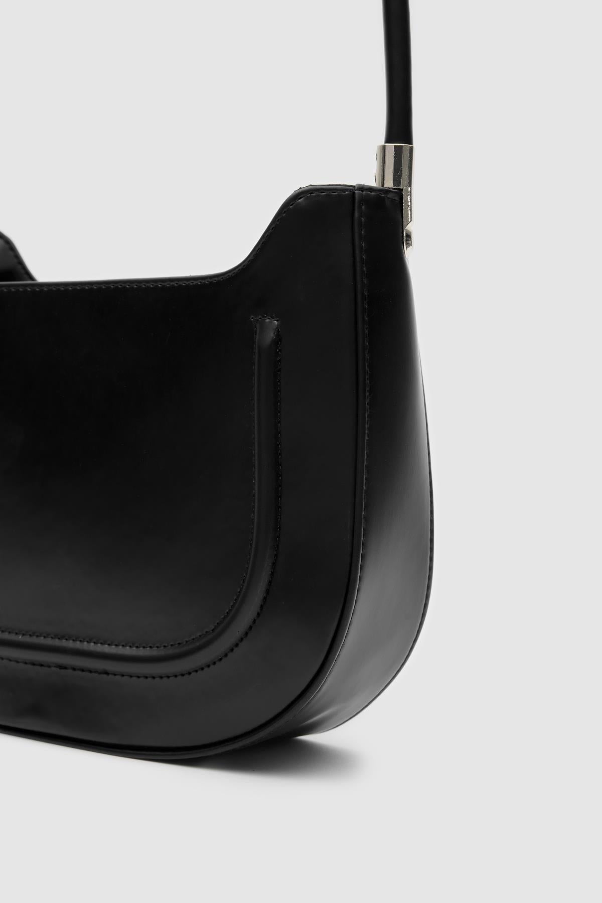 Oval Baget Çanta SİYAH