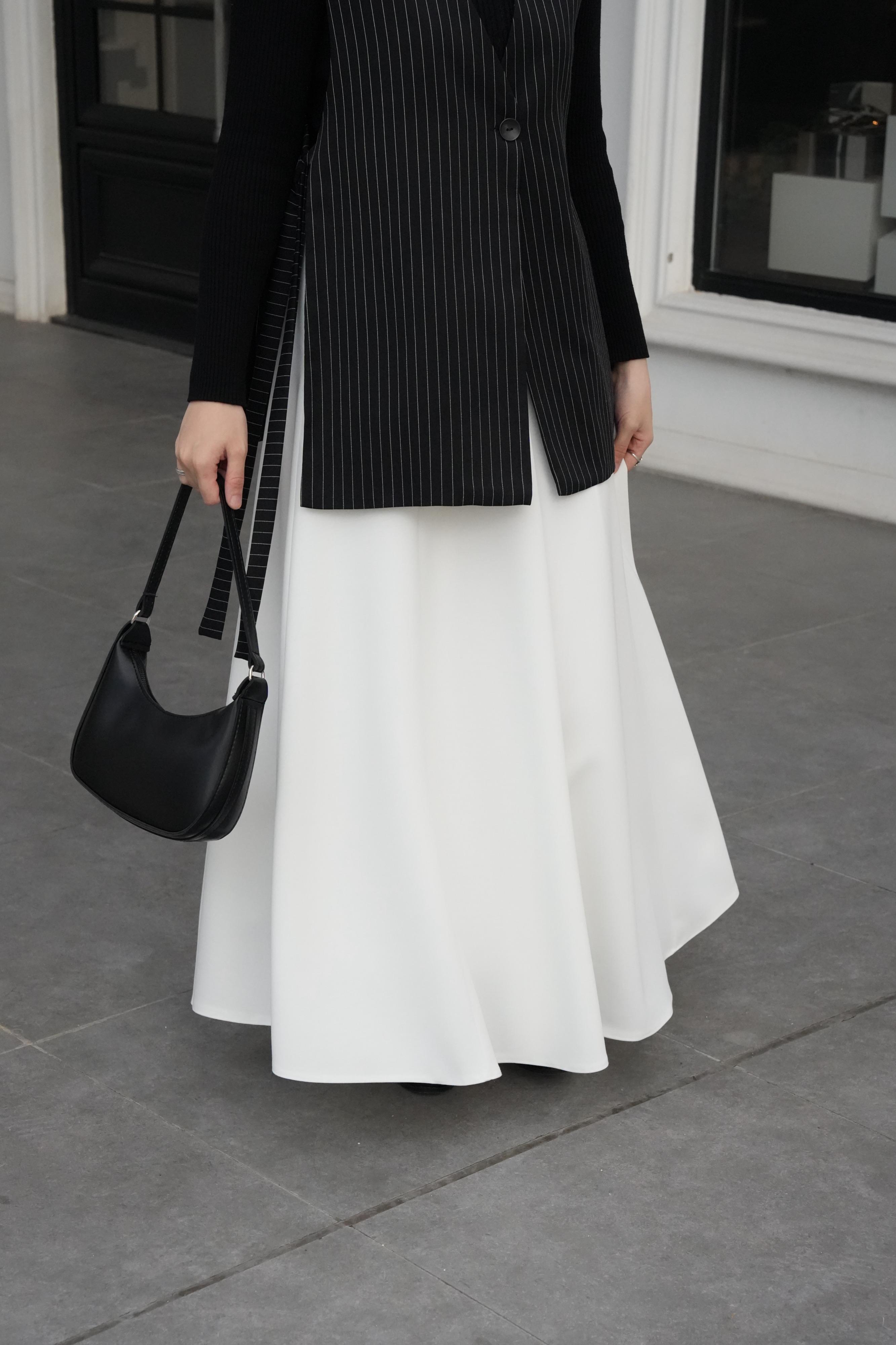 Modal Parçalı Etek Kırık Beyaz