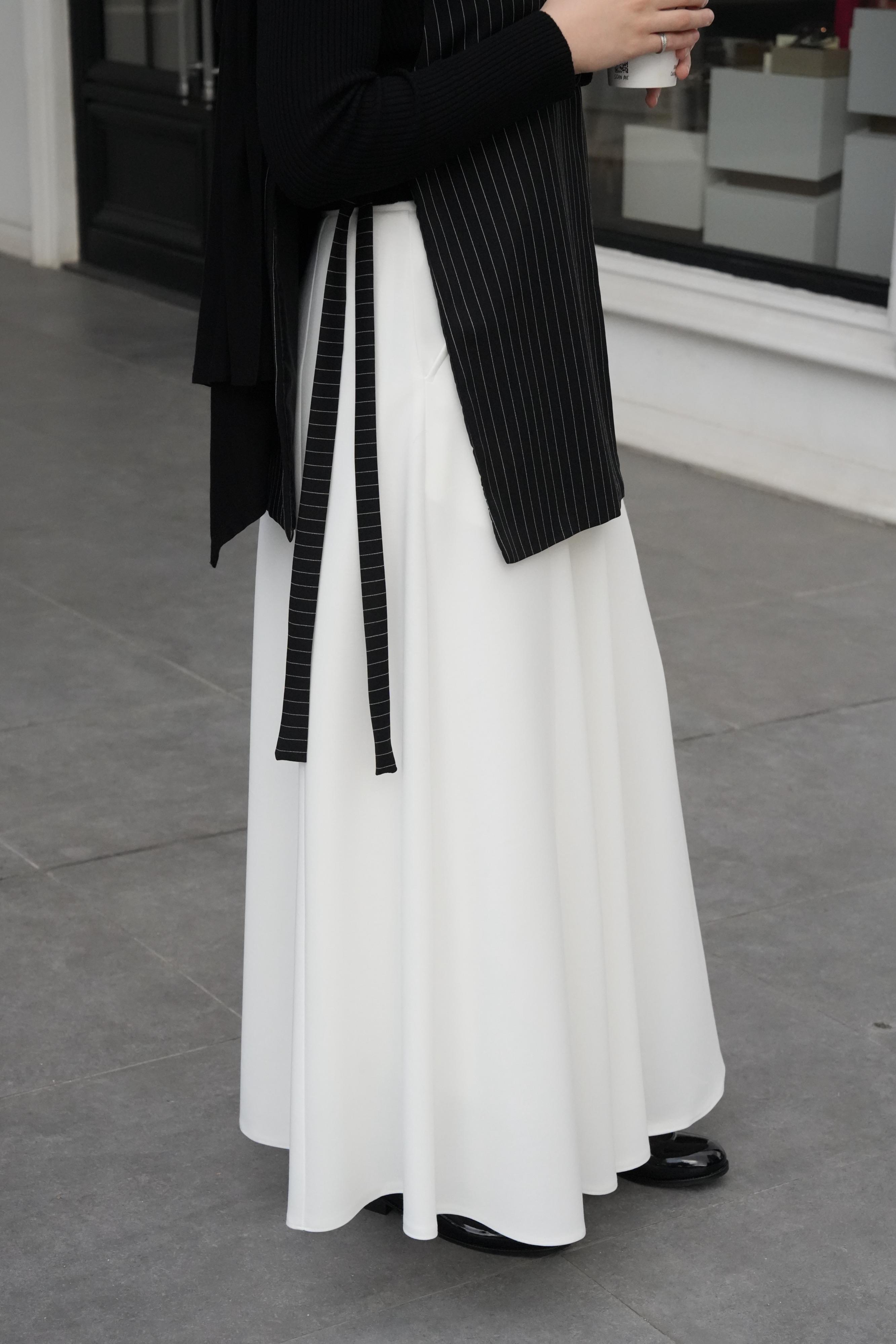 Modal Parçalı Etek Kırık Beyaz