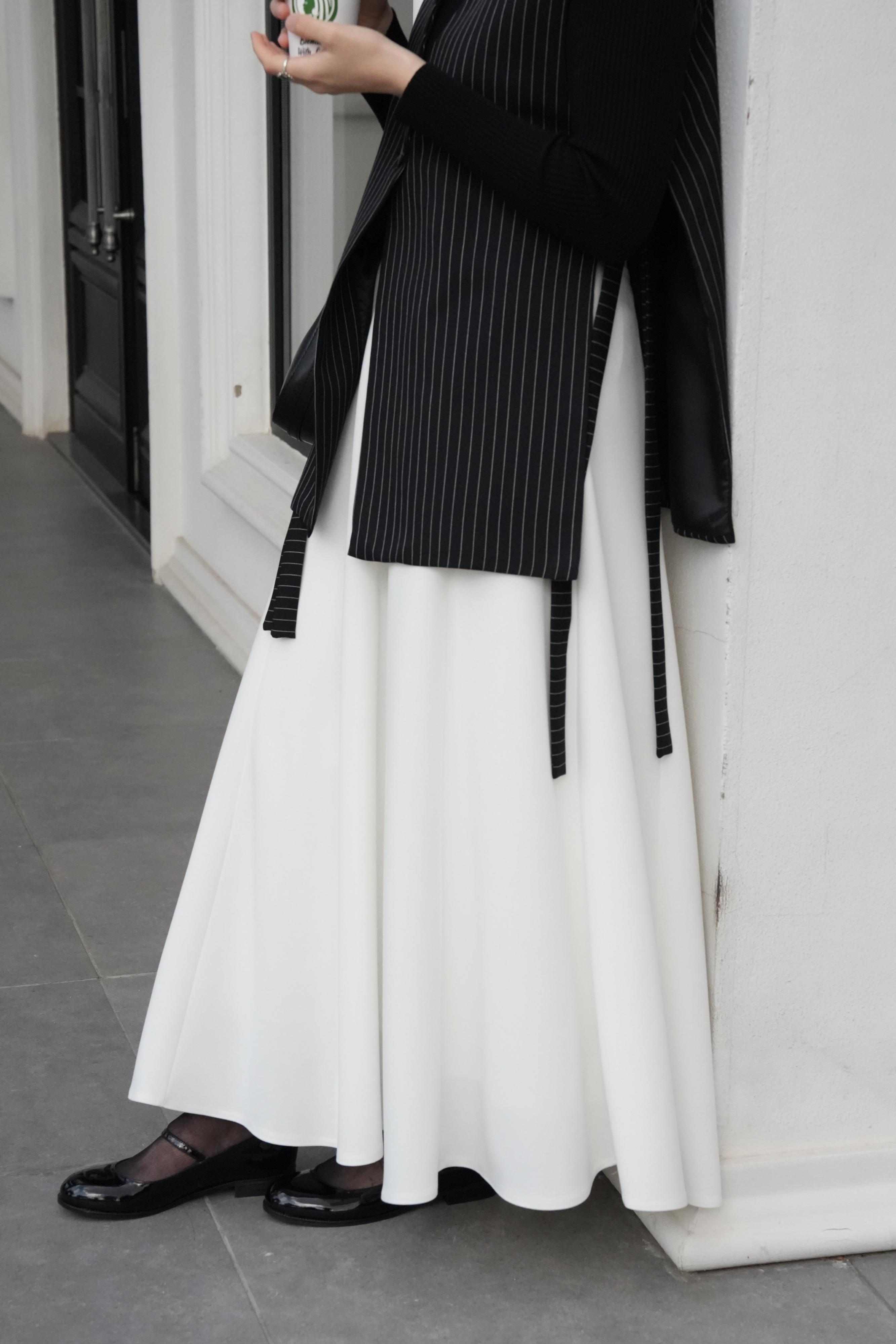 Modal Parçalı Etek Kırık Beyaz