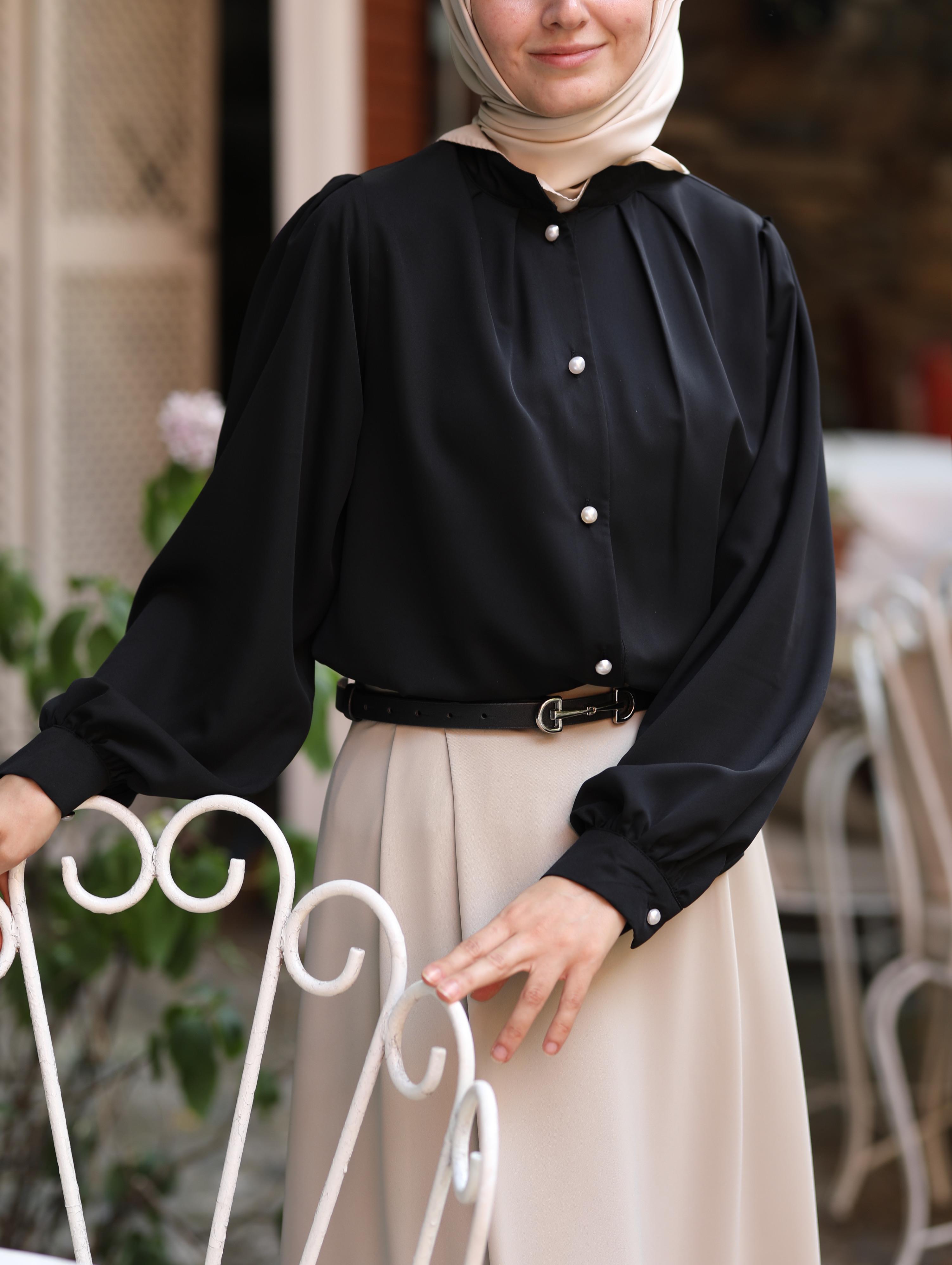 Pile Detaylı Gömlek SİYAH